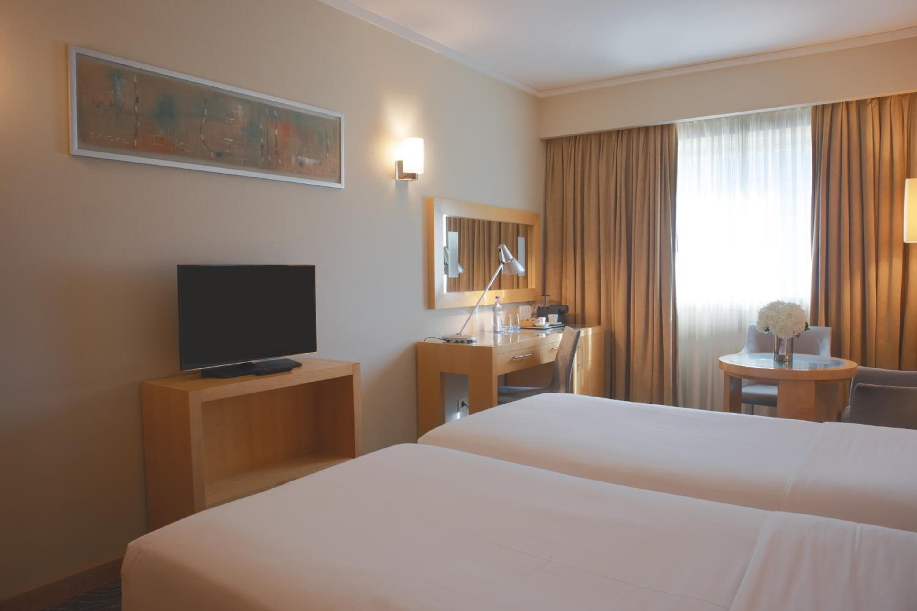 SANA Malhoa Hotel