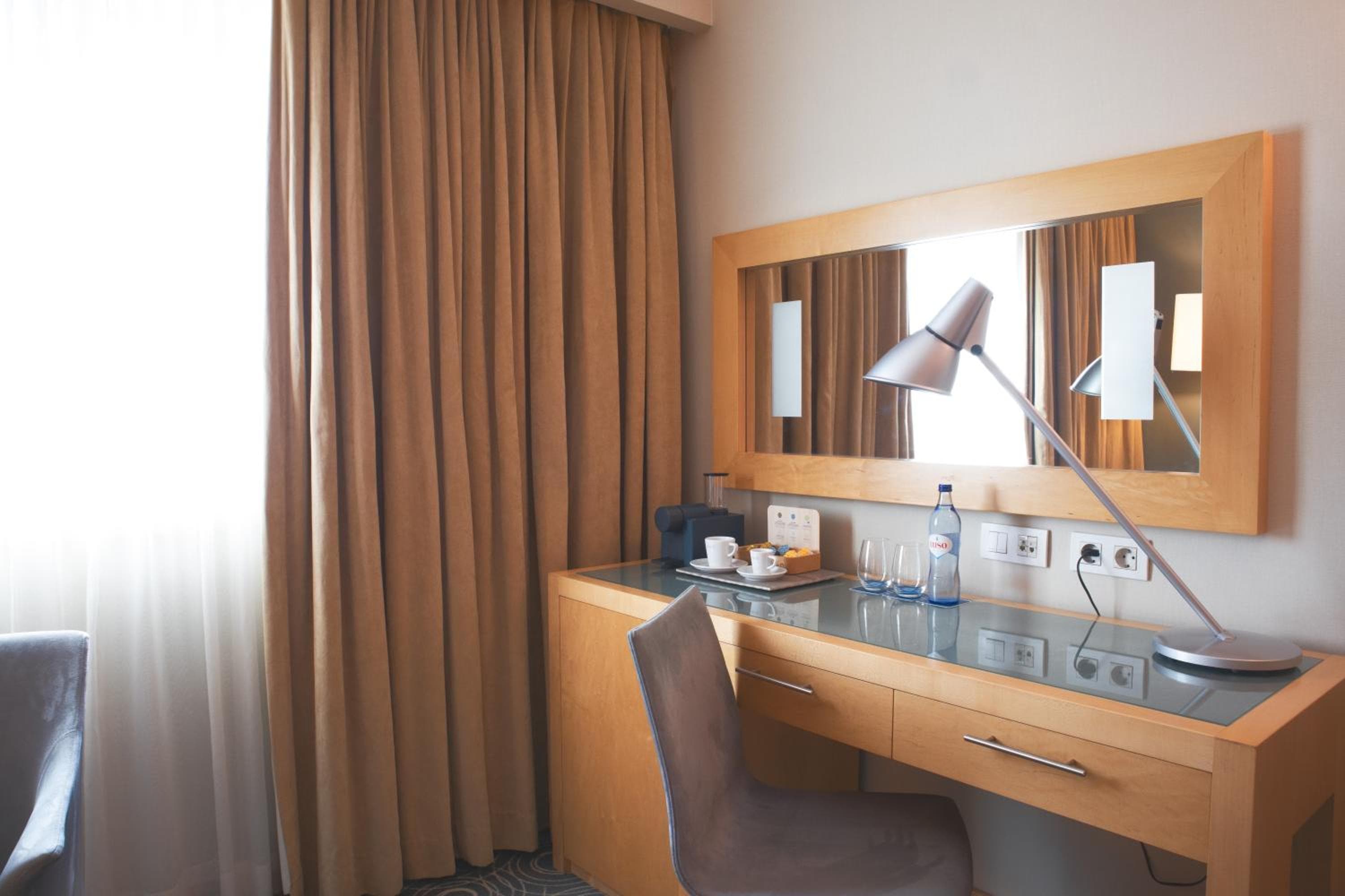 SANA Malhoa Hotel