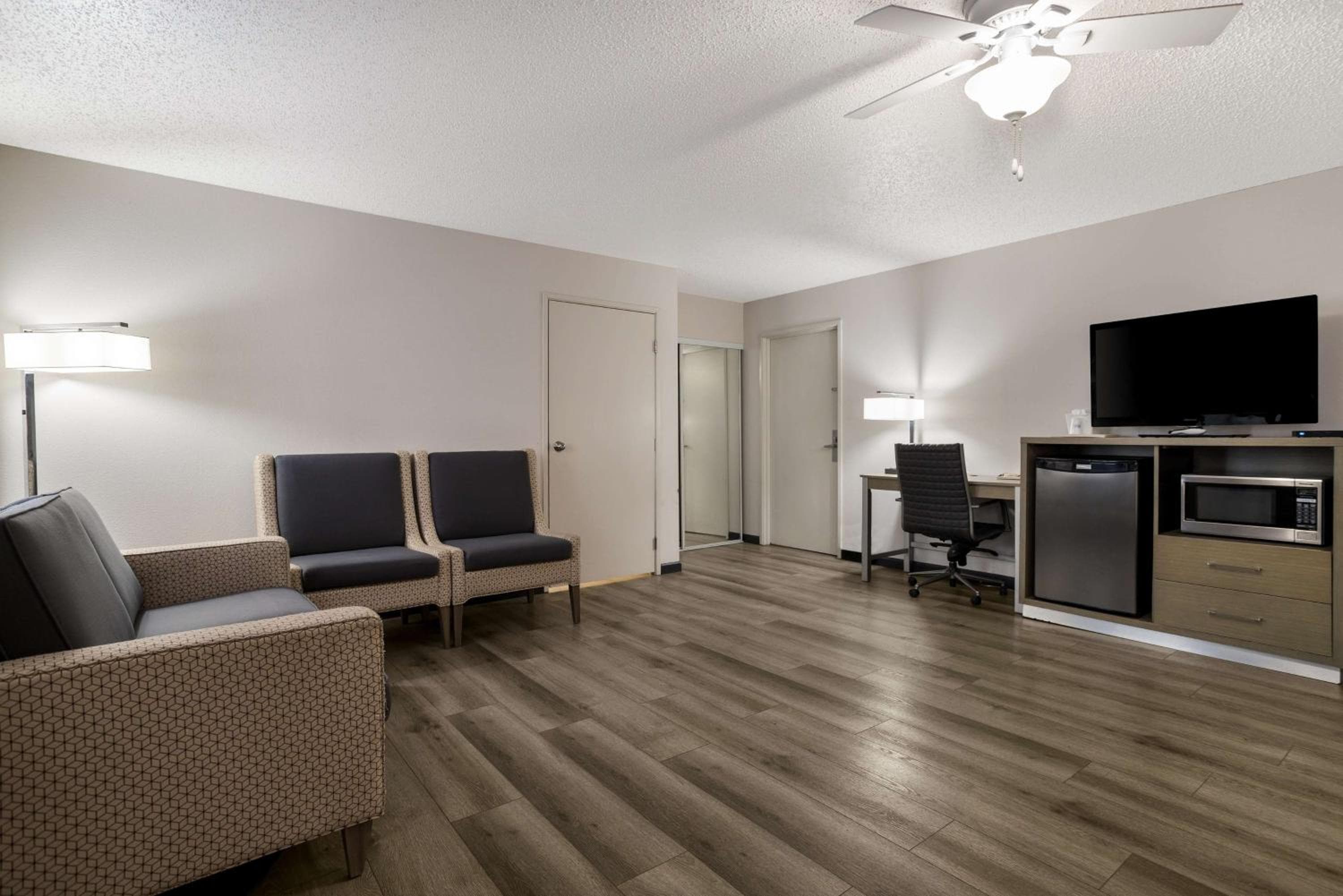 SureStay Hotel by Best Western Grants