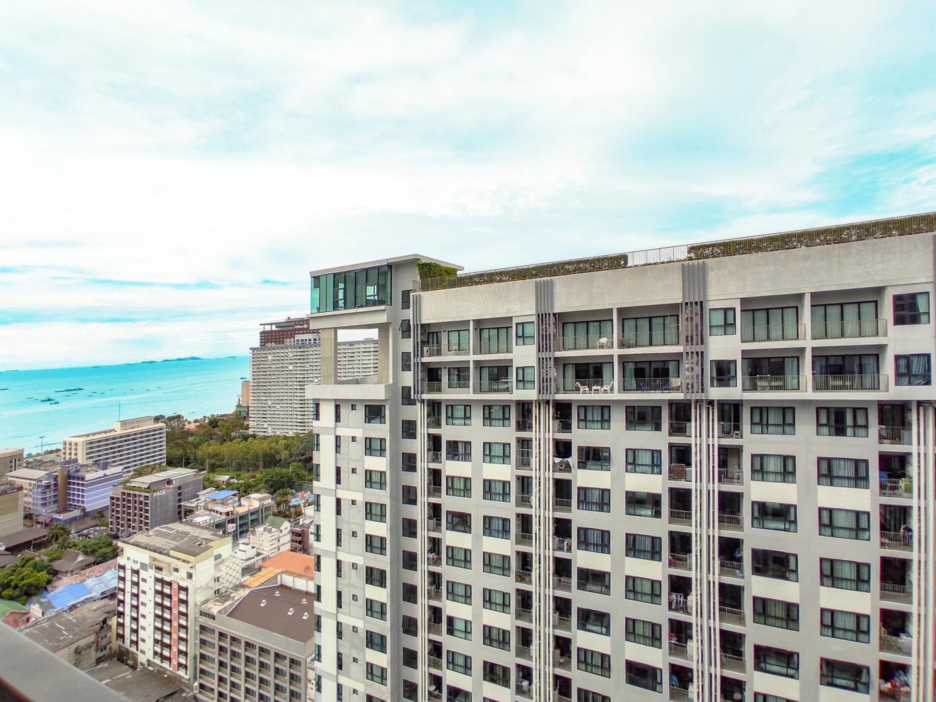 Many Holiday The Base Condo