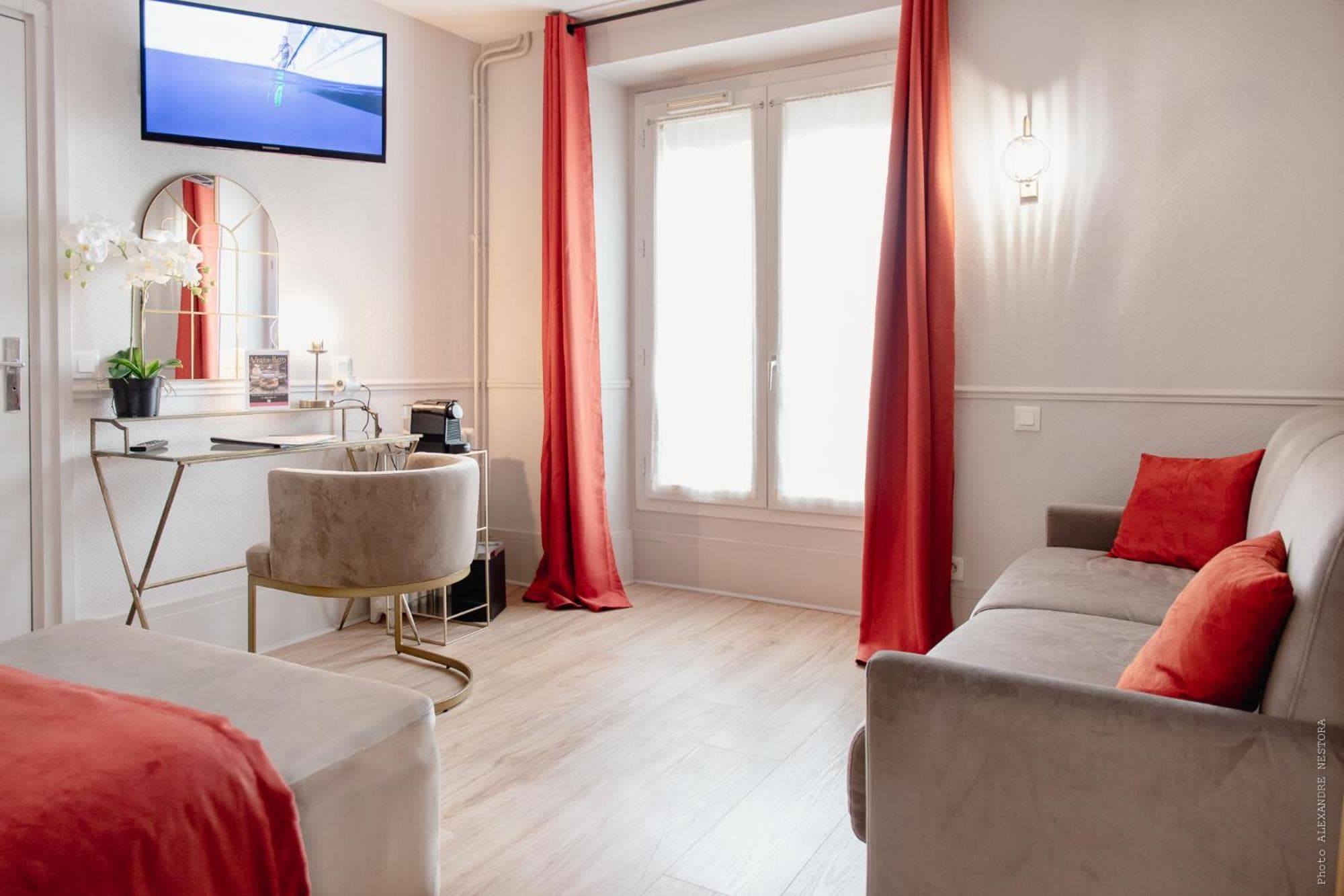 A l'Hôtel Des Roys