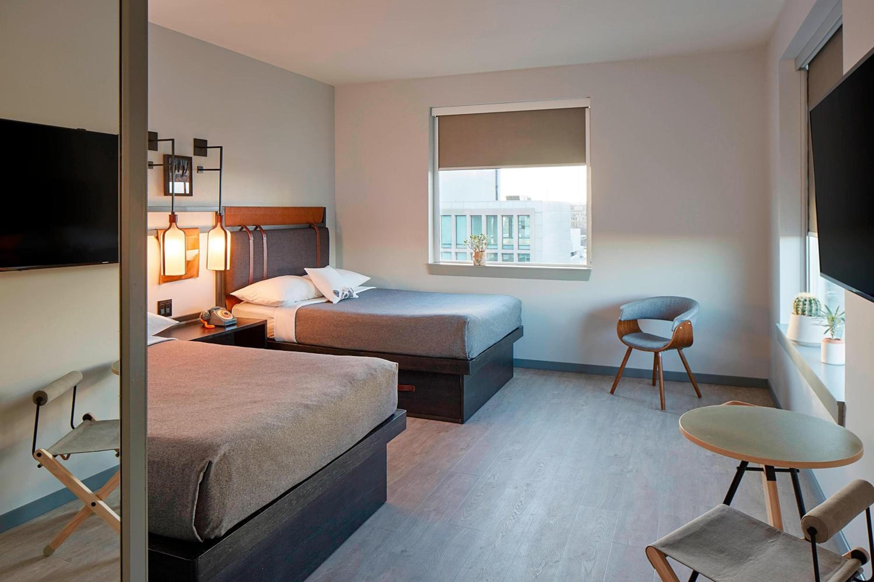MOXY Denver Cherry Creek