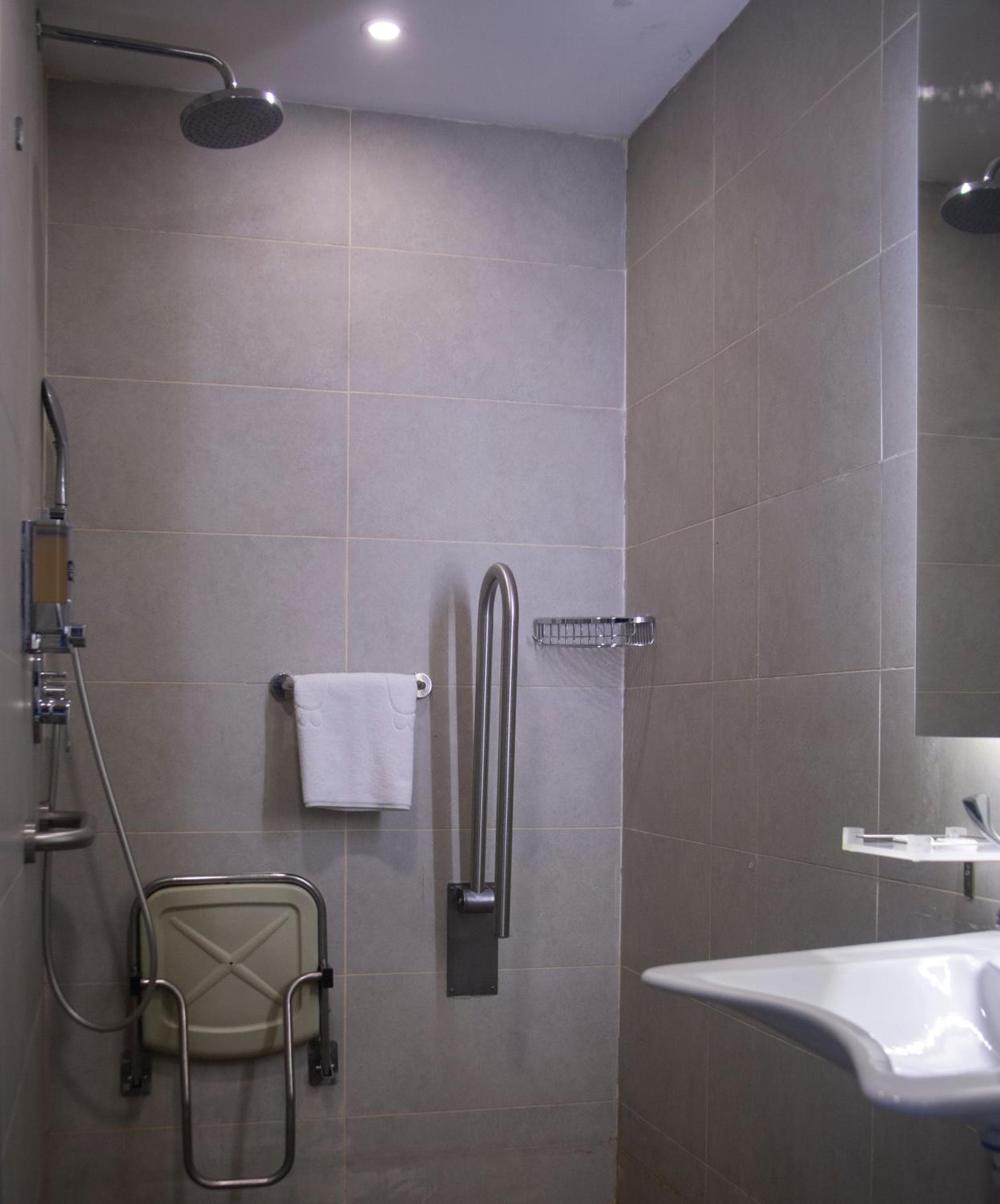 La Quinta by Wyndham Istanbul Gunesli