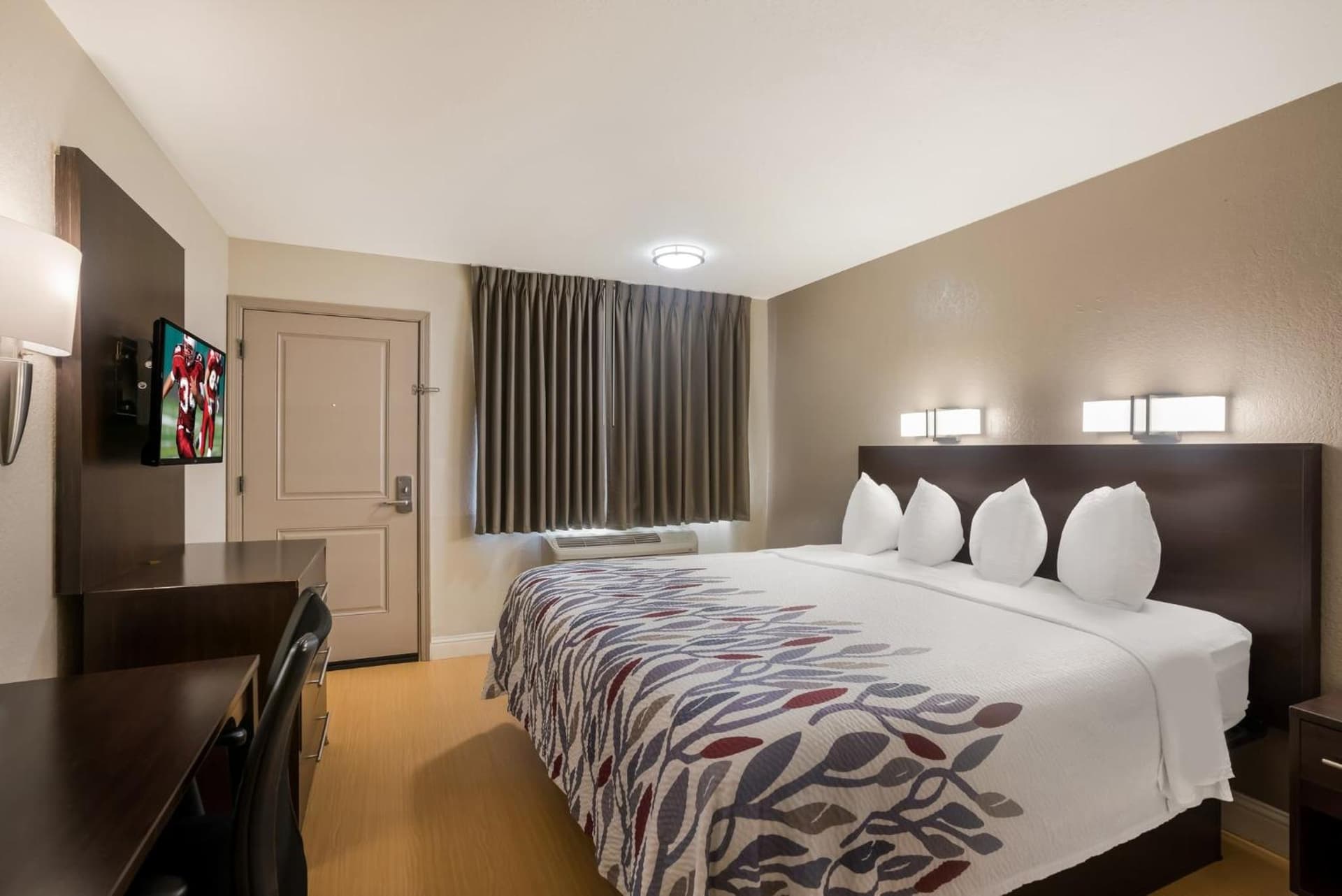 Red Roof Inn Stockton