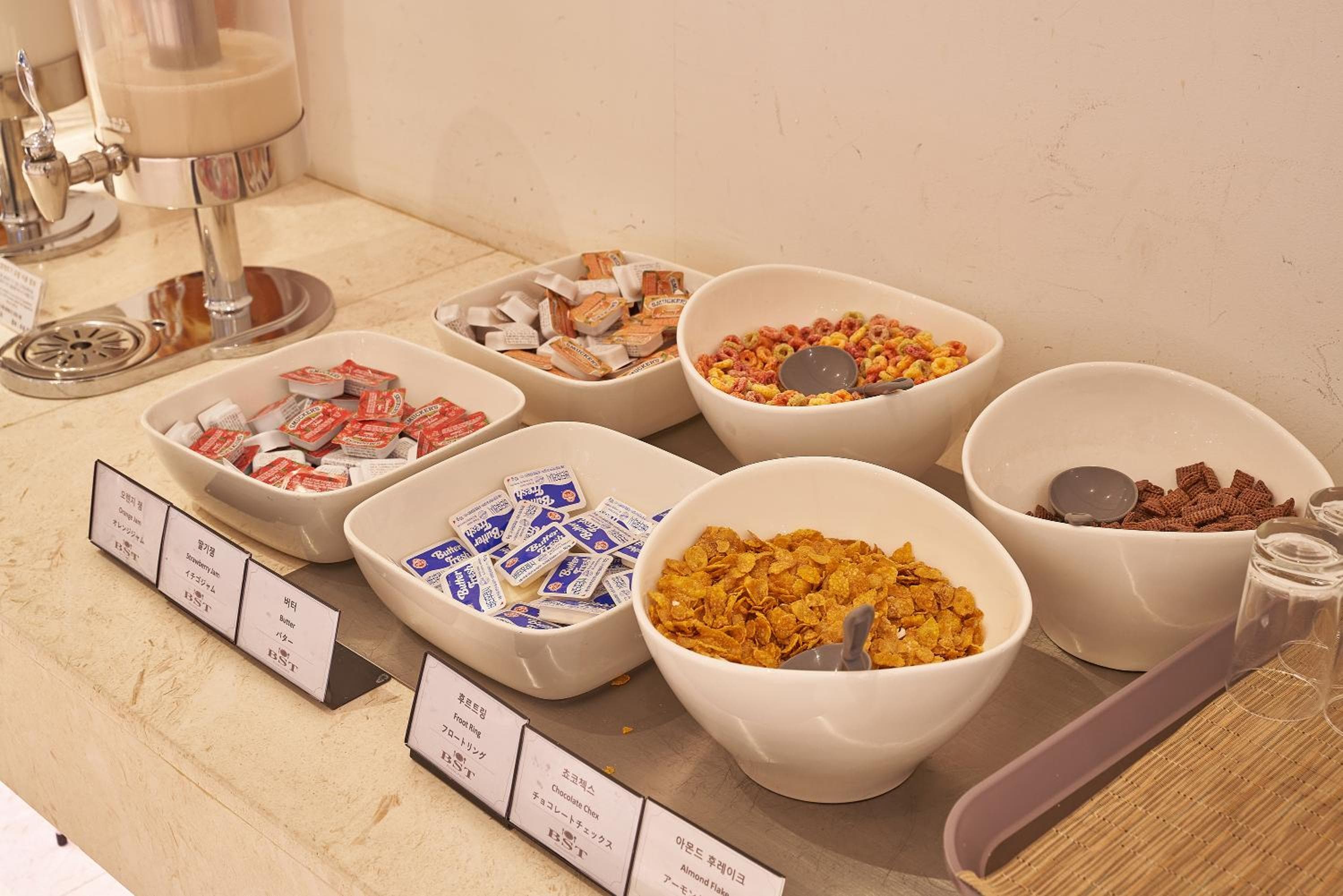 Sotetsu Hotels The Splaisir Seoul Myeongdong