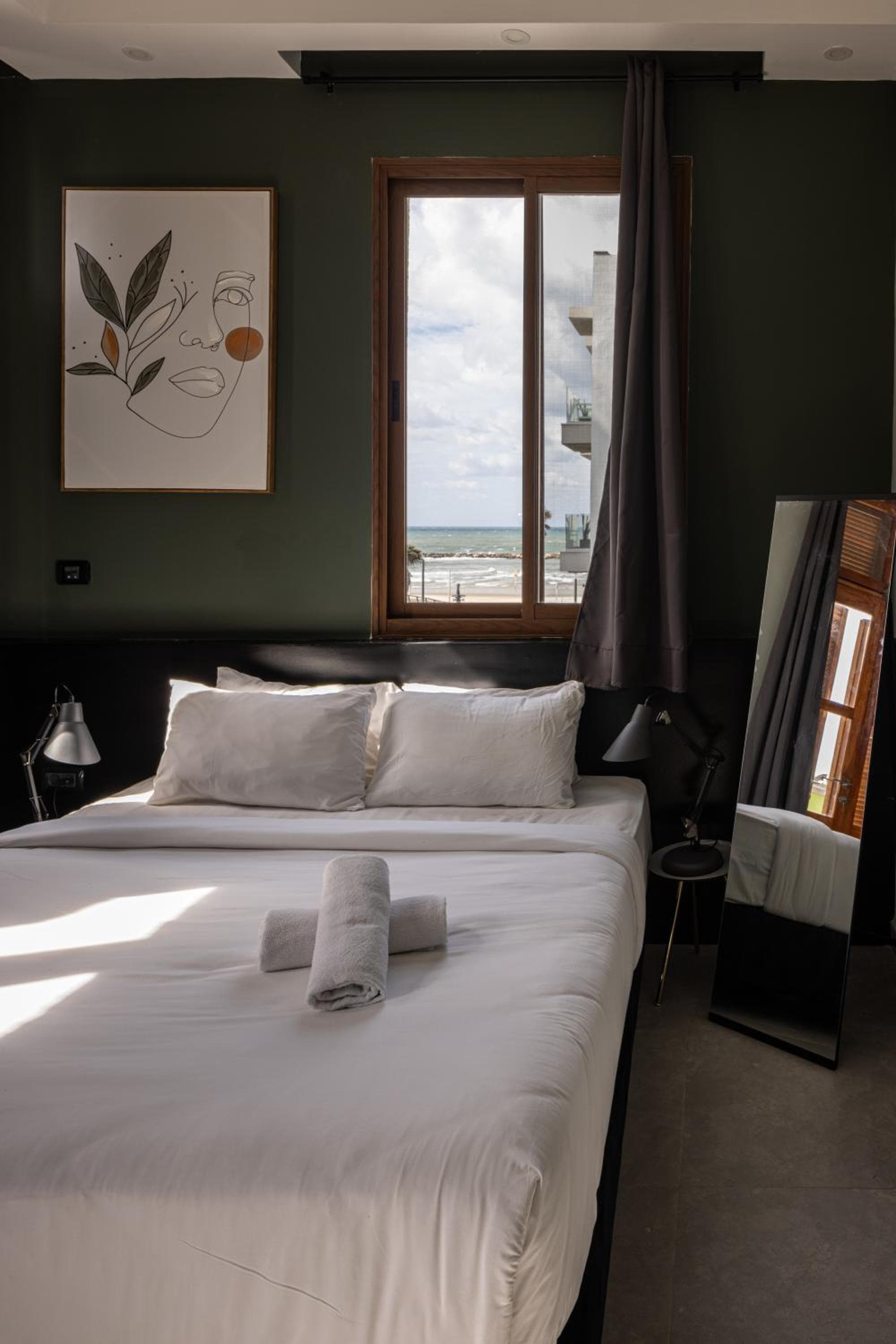 Residence Suites BY RAPHAEL HOTELS