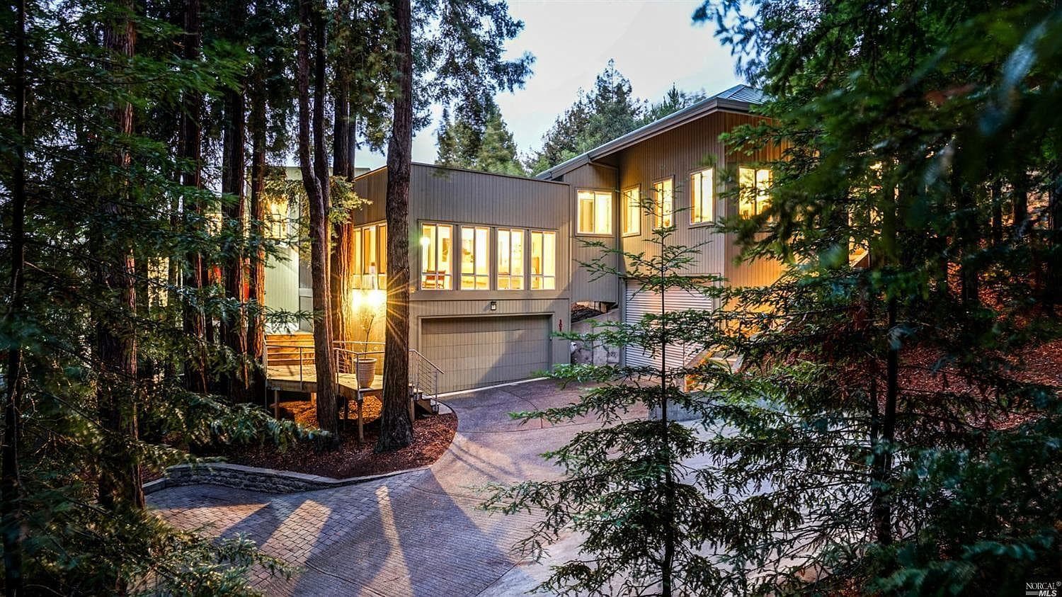 Stunning Guest House Nestled within the Redwoods