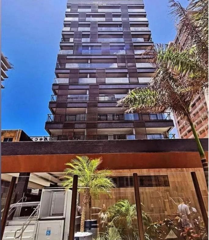 Apartamento Luxuoso a poucos metros da praia
