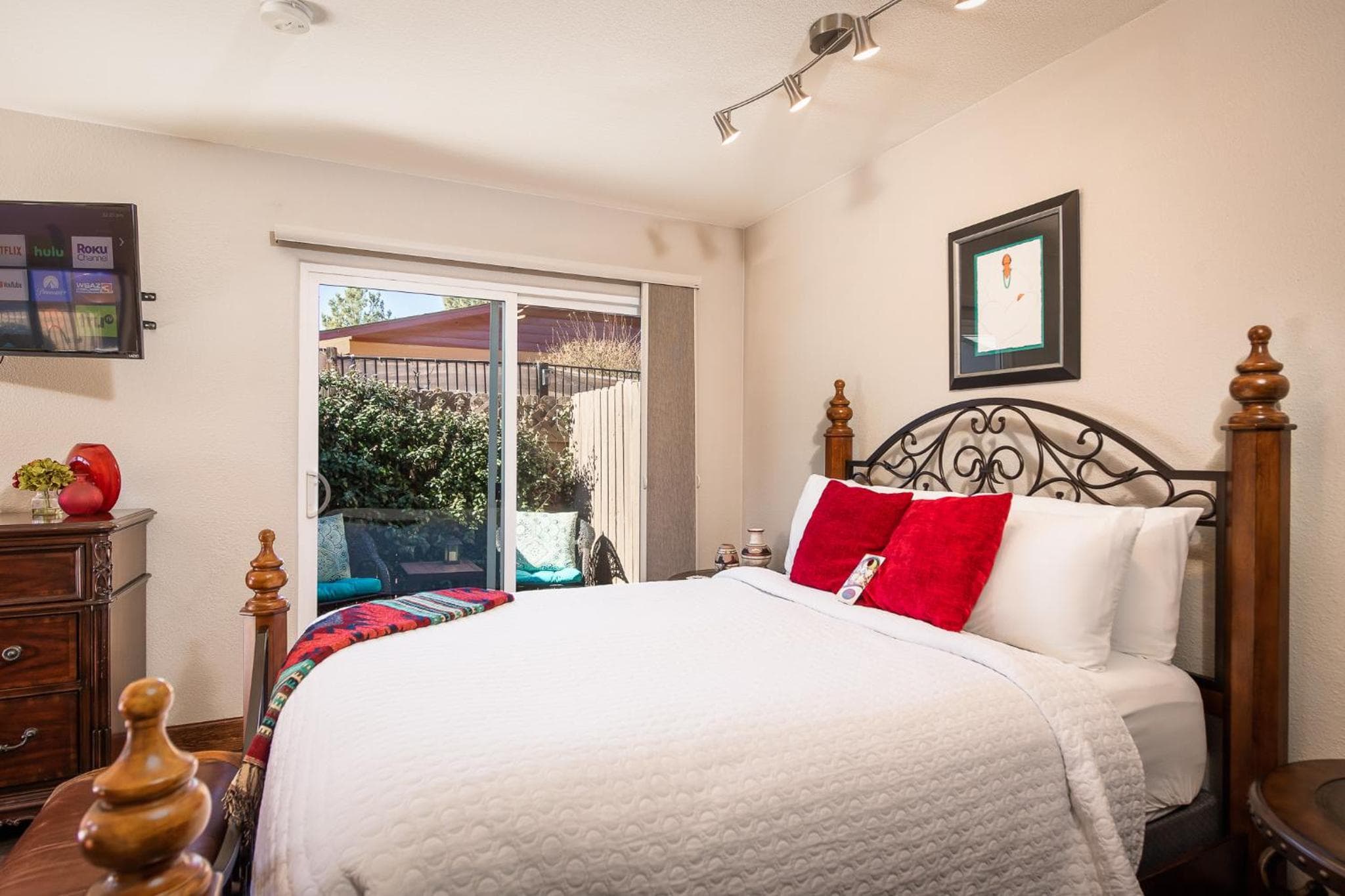Whispering Creek Bed & Breakfast