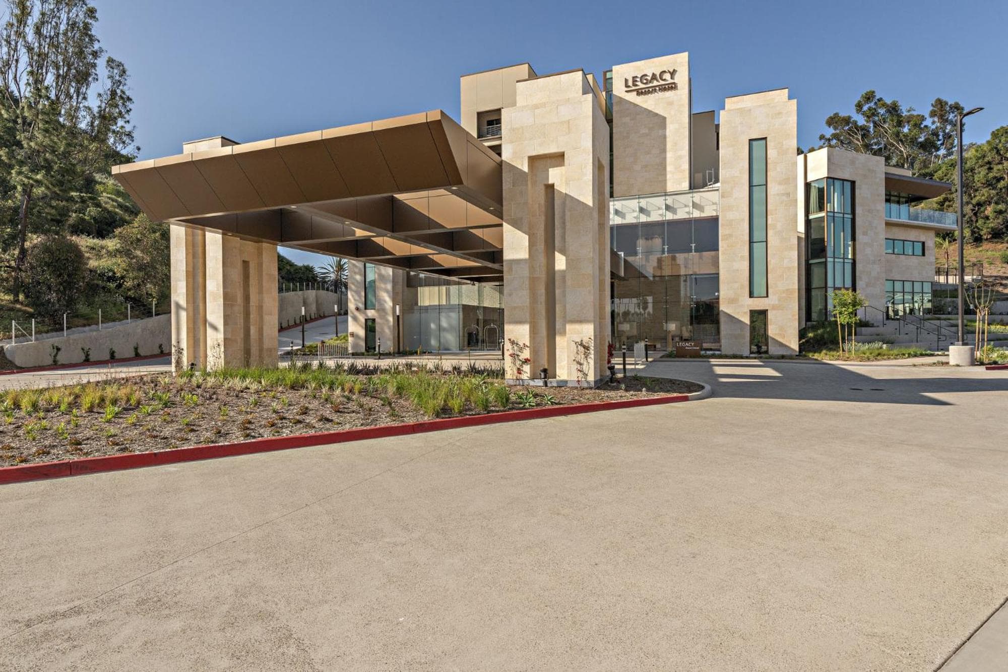 Legacy Resort Hotel & Spa