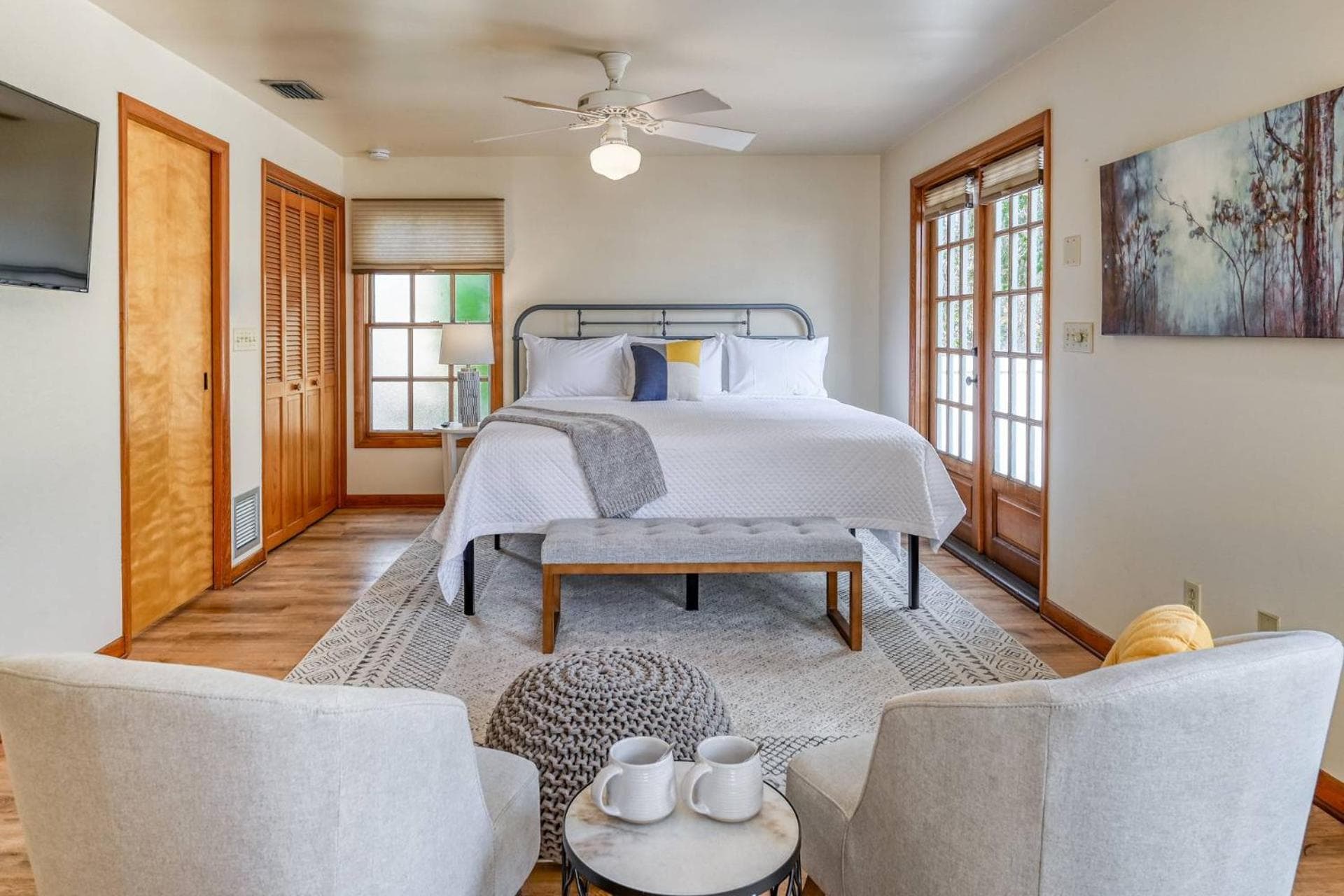 62 Hypolita Carriage House