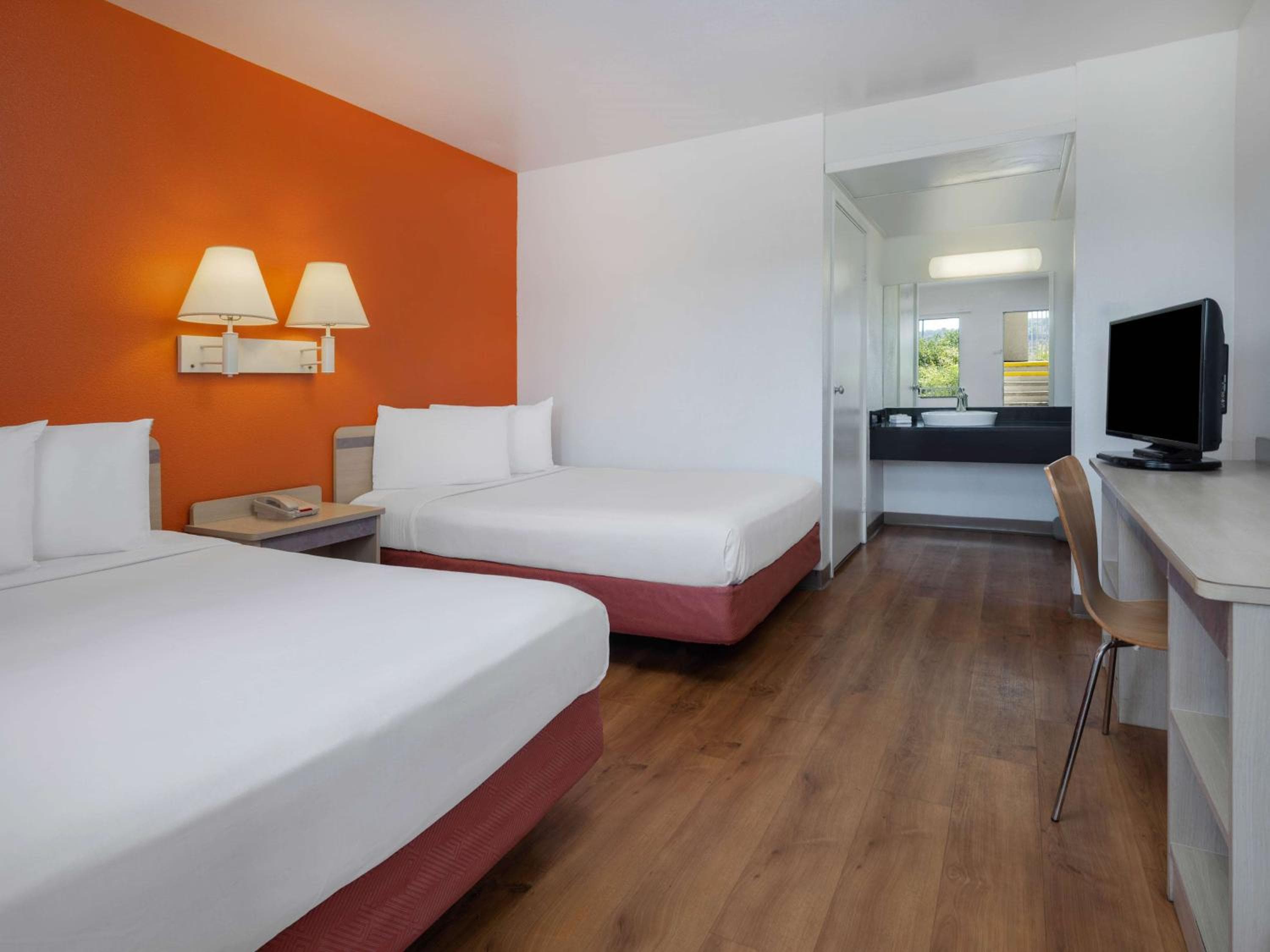 Motel 6-Oceanside, CA