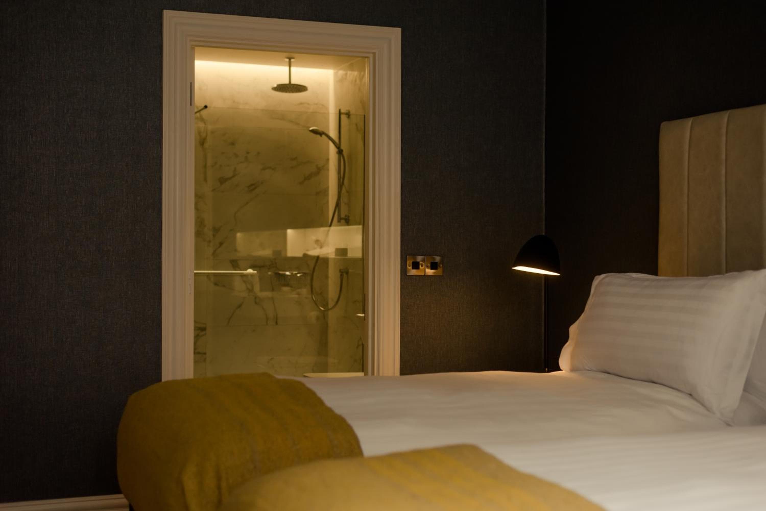 PREMIER SUITES Dublin, Leeson Street