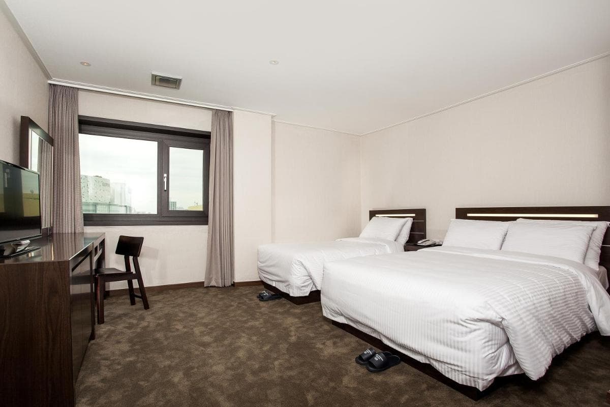 Busan Tourist Hotel