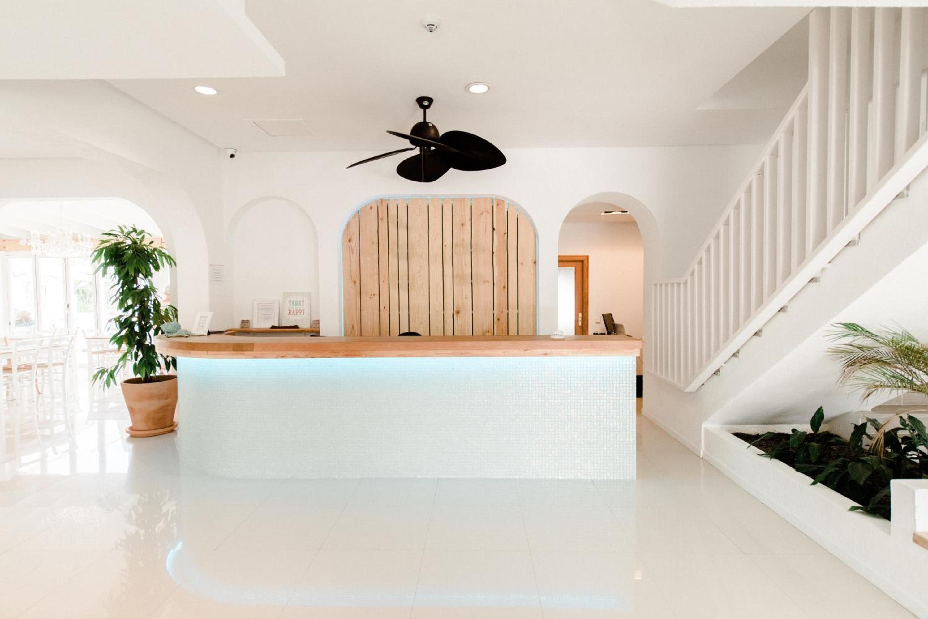 ENDLSS BEACH & DISCO HOTEL IBIZA Adults Only