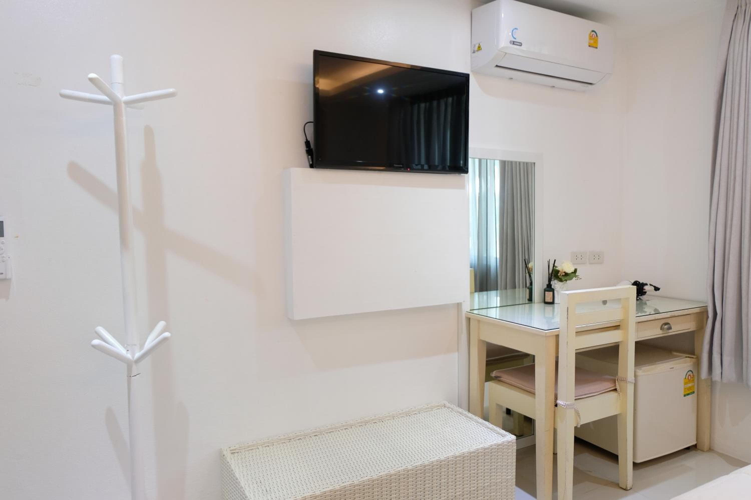 Baanpoon Apartment