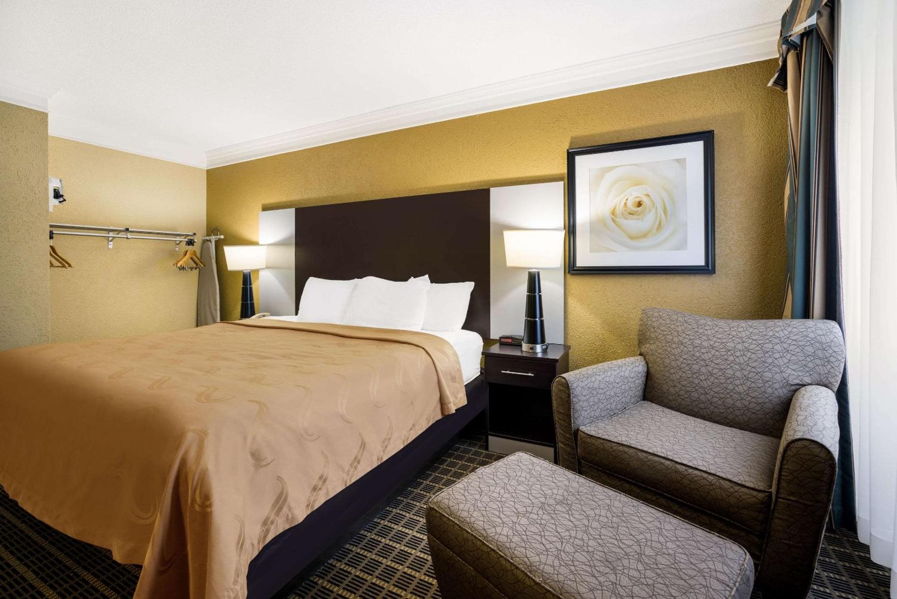Quality Inn & Suites Syracuse Fairgrounds