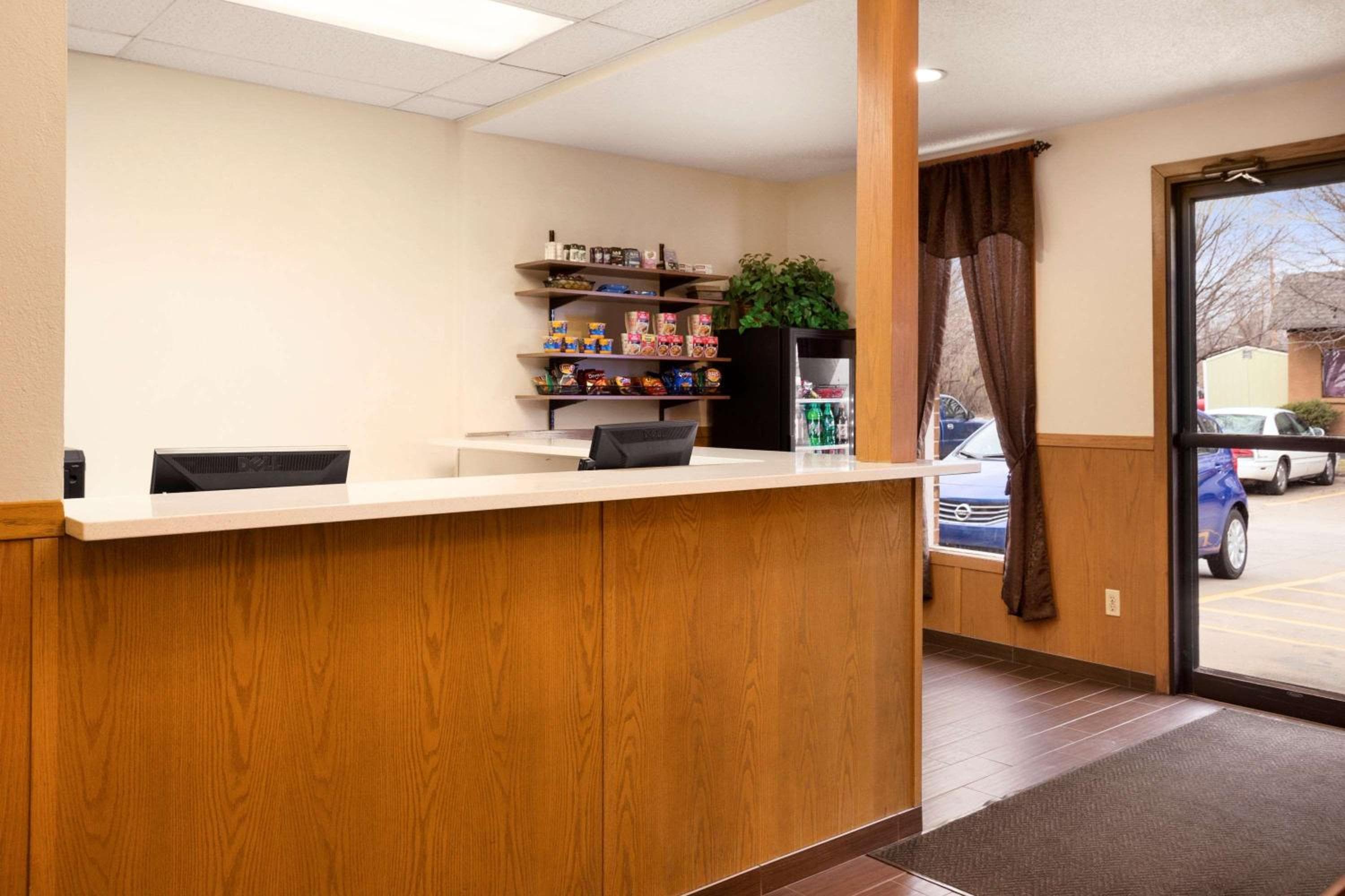 Americas Best Value Inn Pittsburg
