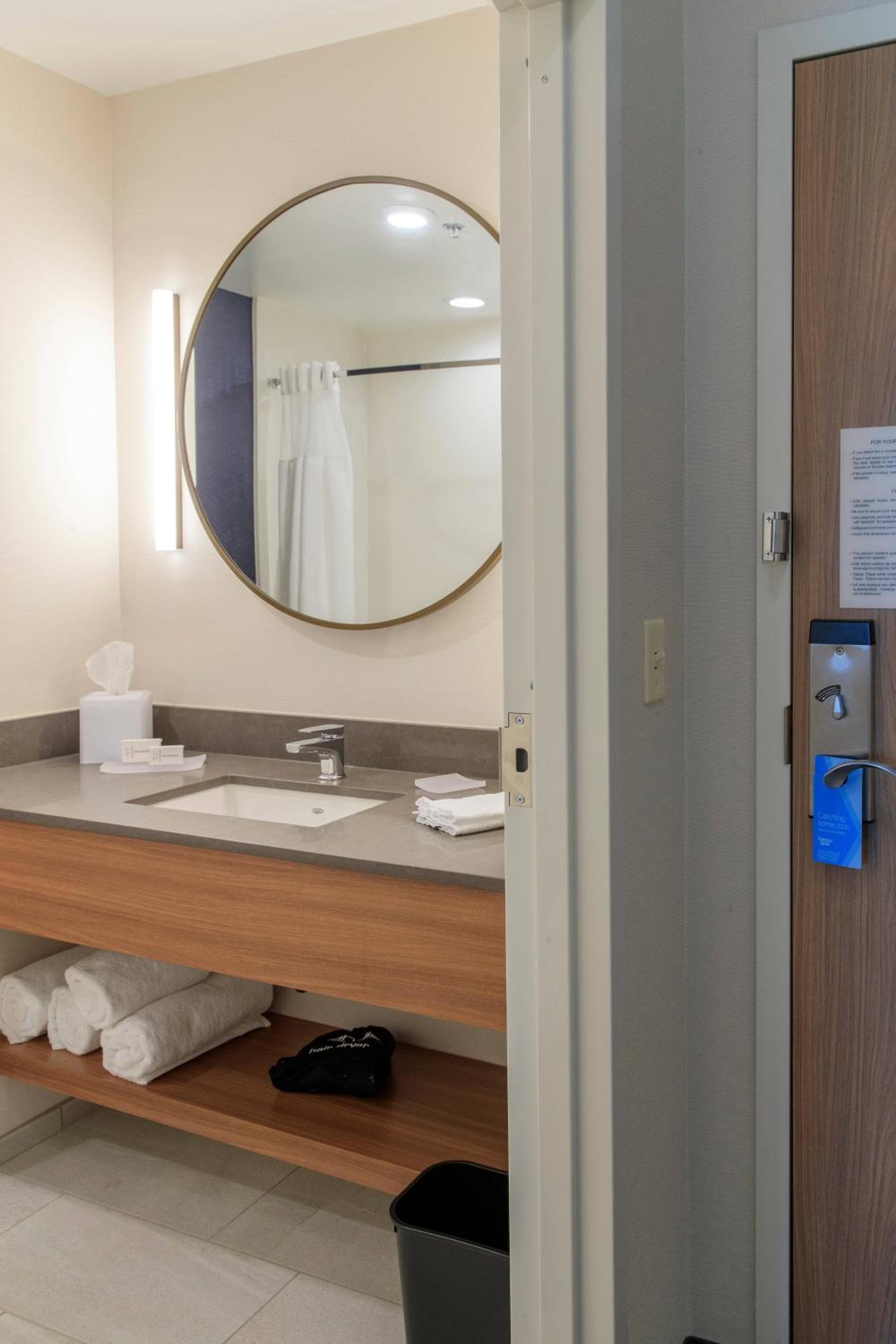 Fairfield Inn & Suites by Marriott Philadelphia Valley Forge/Great Valley