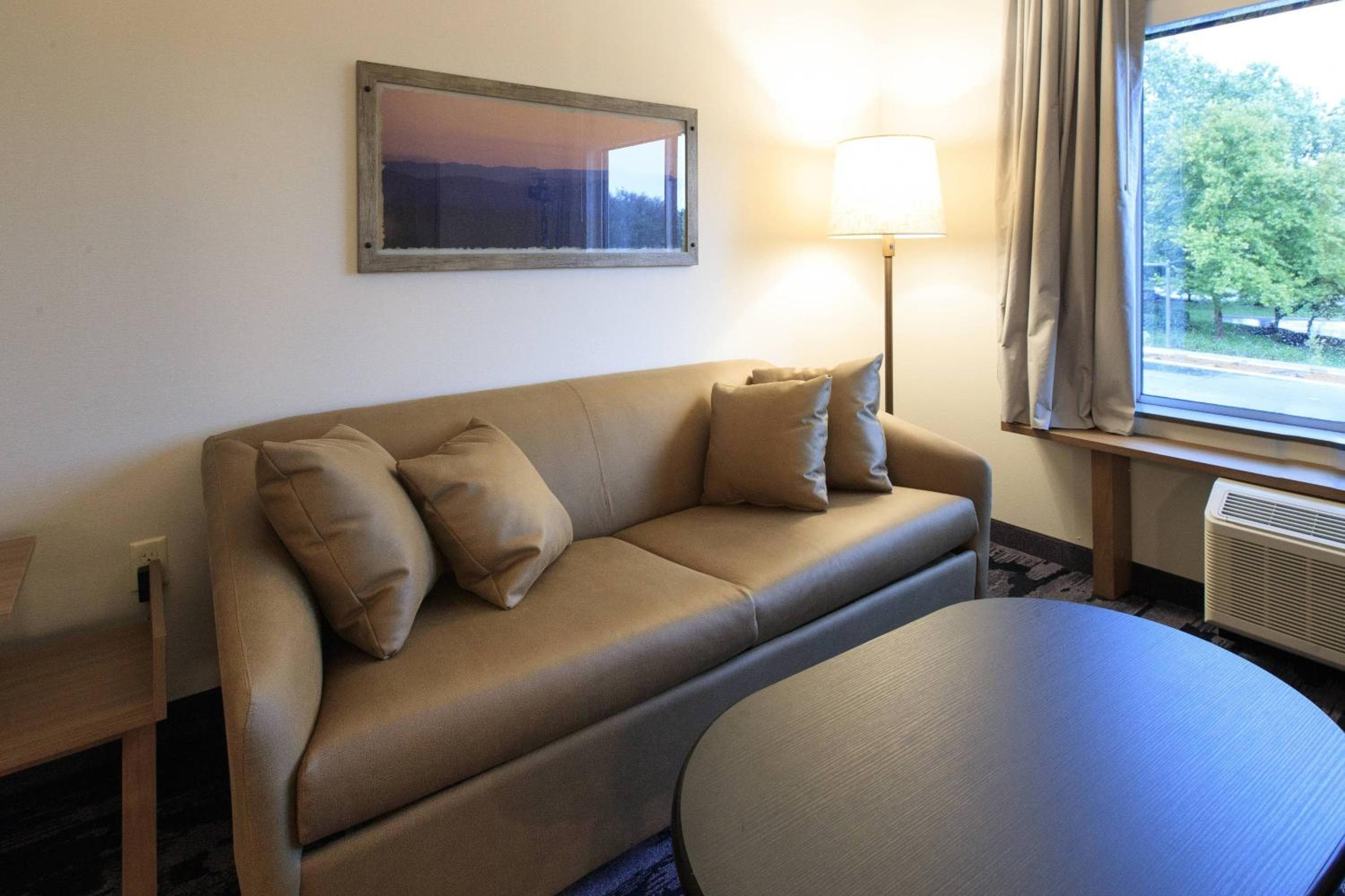 Fairfield Inn & Suites by Marriott Philadelphia Valley Forge/Great Valley