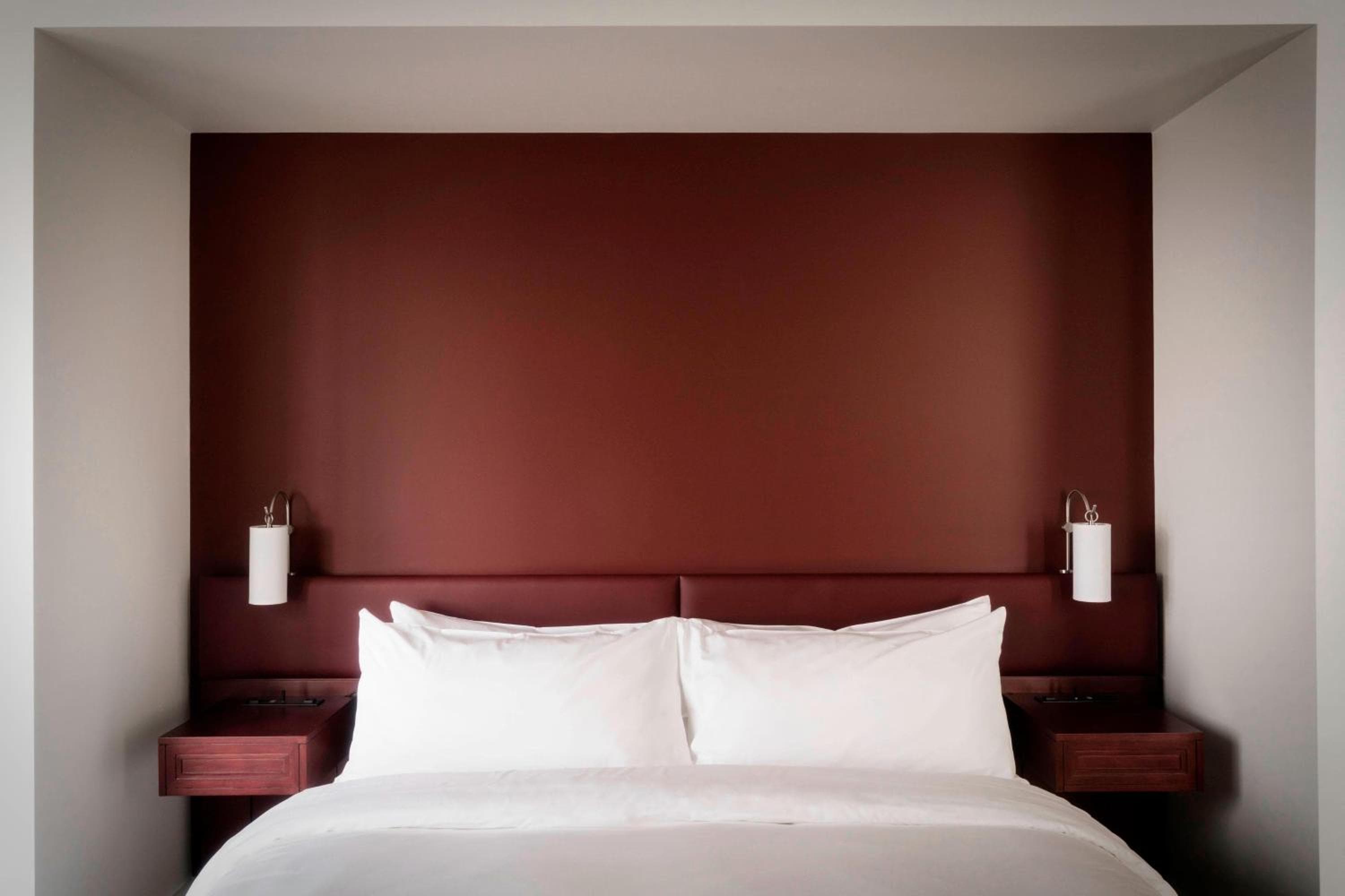 The Elizabeth Hotel, Autograph Collection