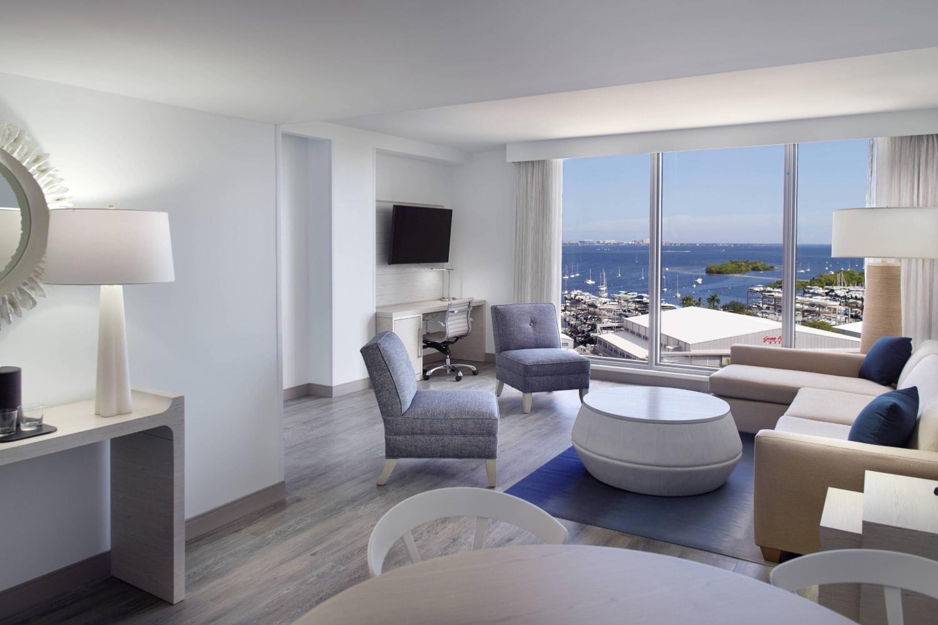 Courtyard Miami Coconut Grove