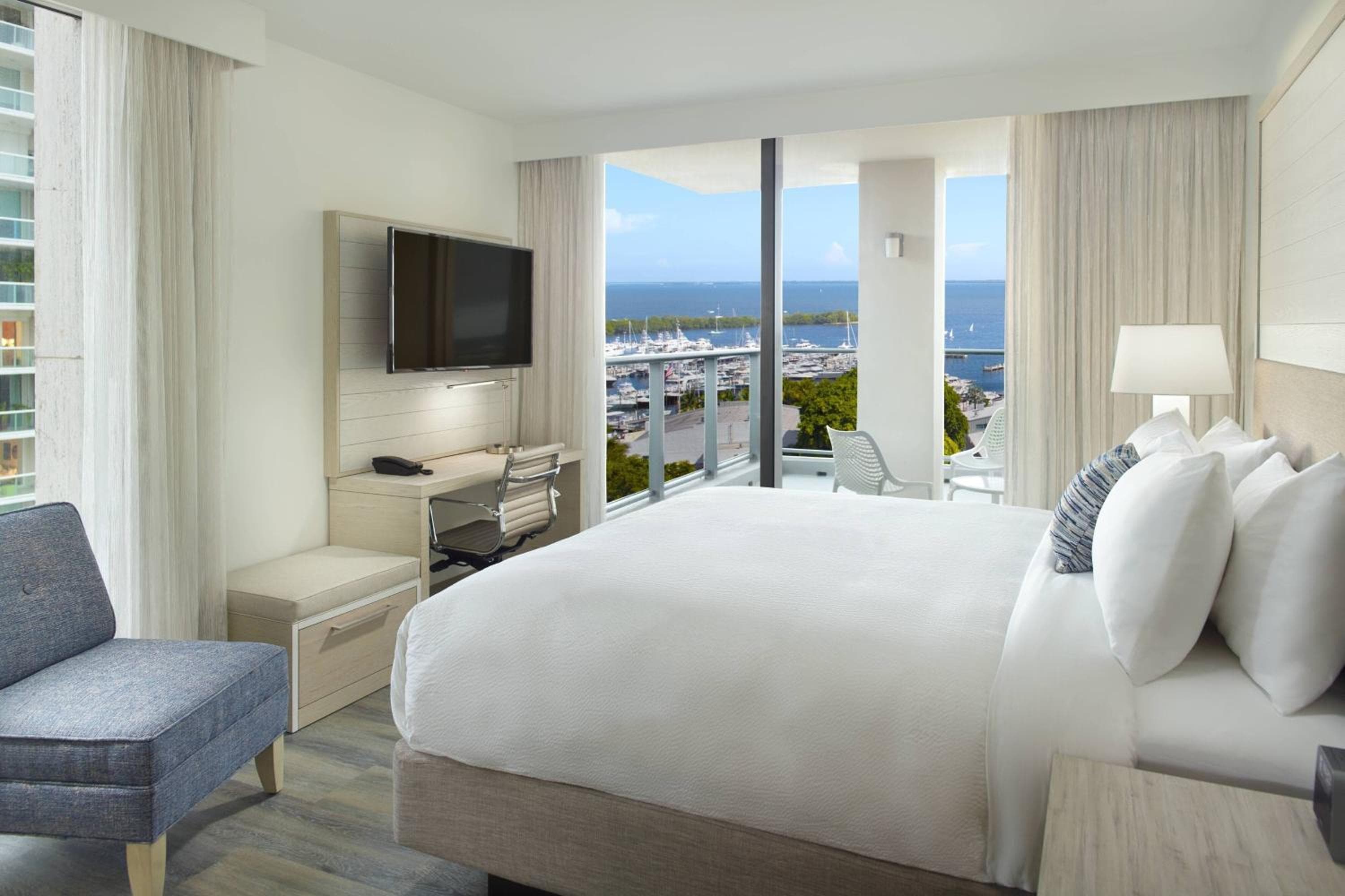 Courtyard Miami Coconut Grove