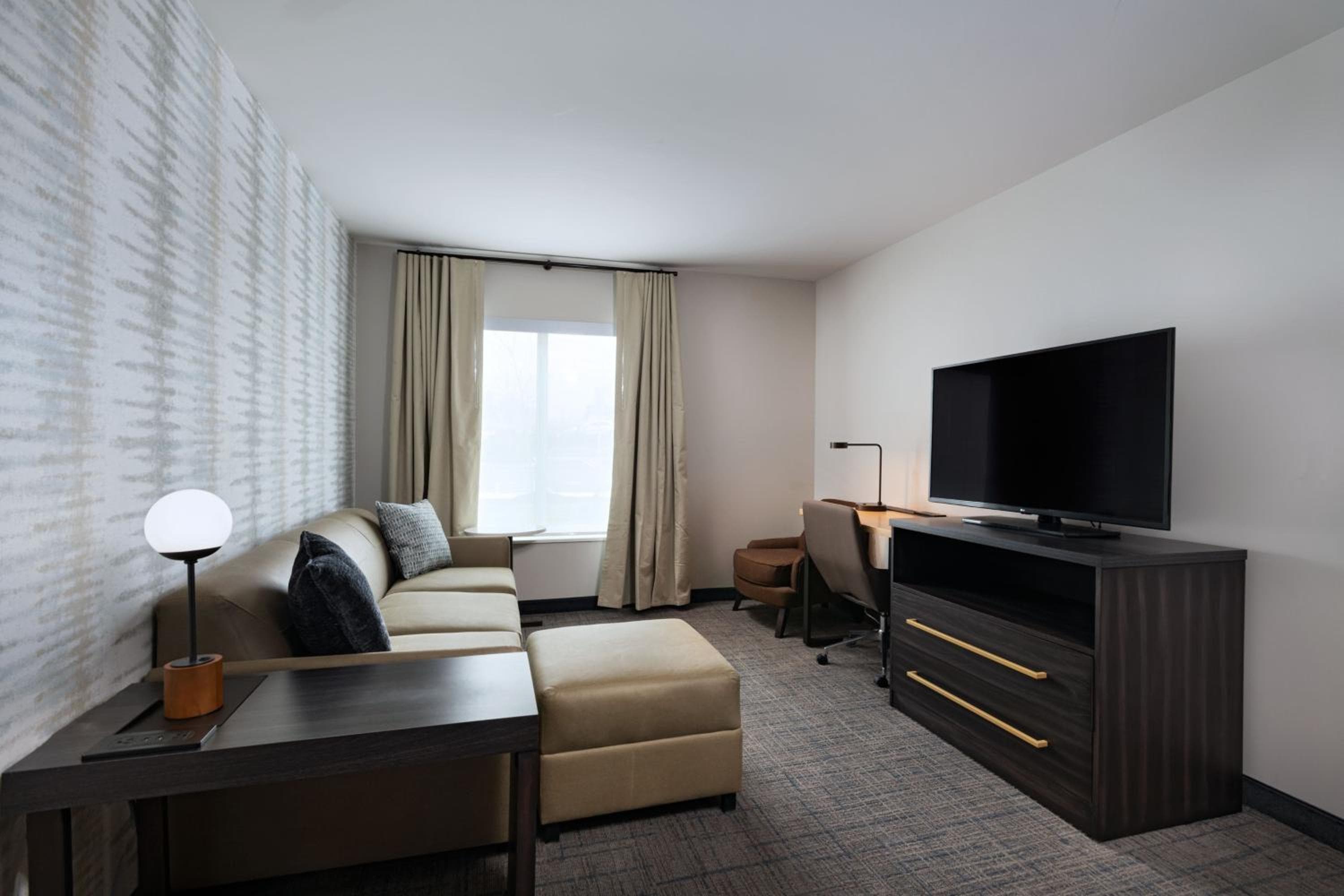 Residence Inn New Brunswick Tower Center Blvd.