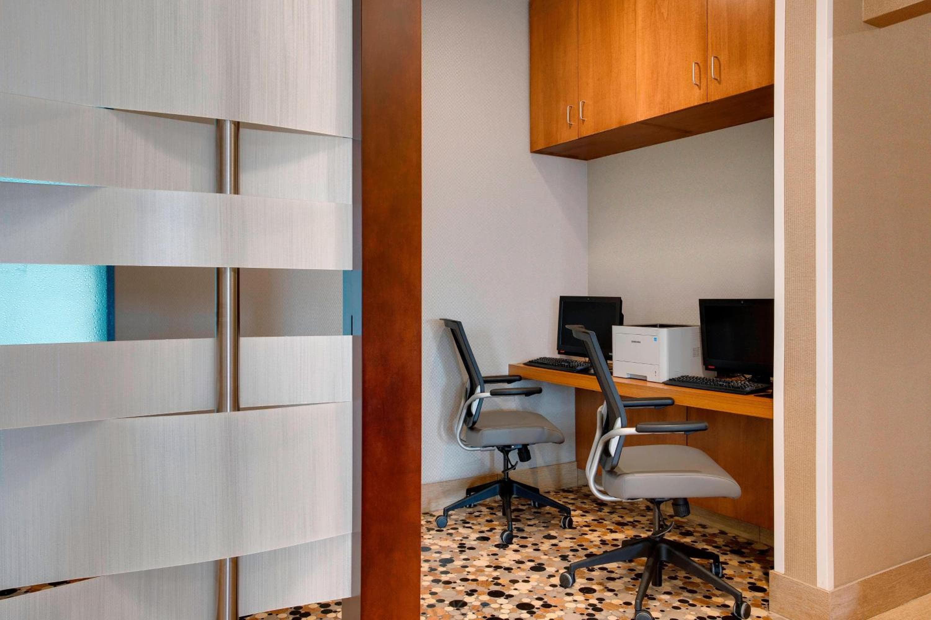 SpringHill Suites by Marriott Murray