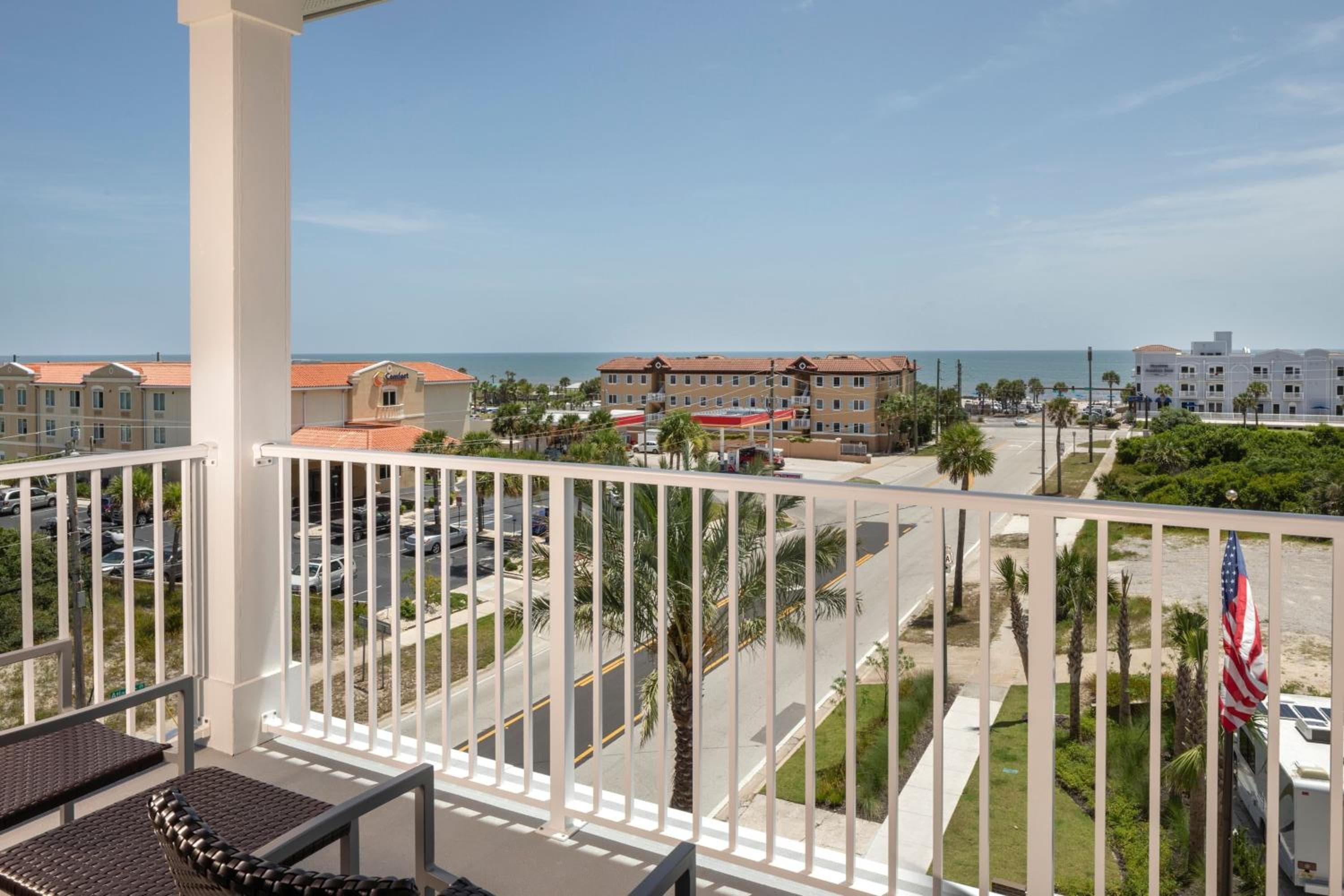 Courtyard Amelia Island