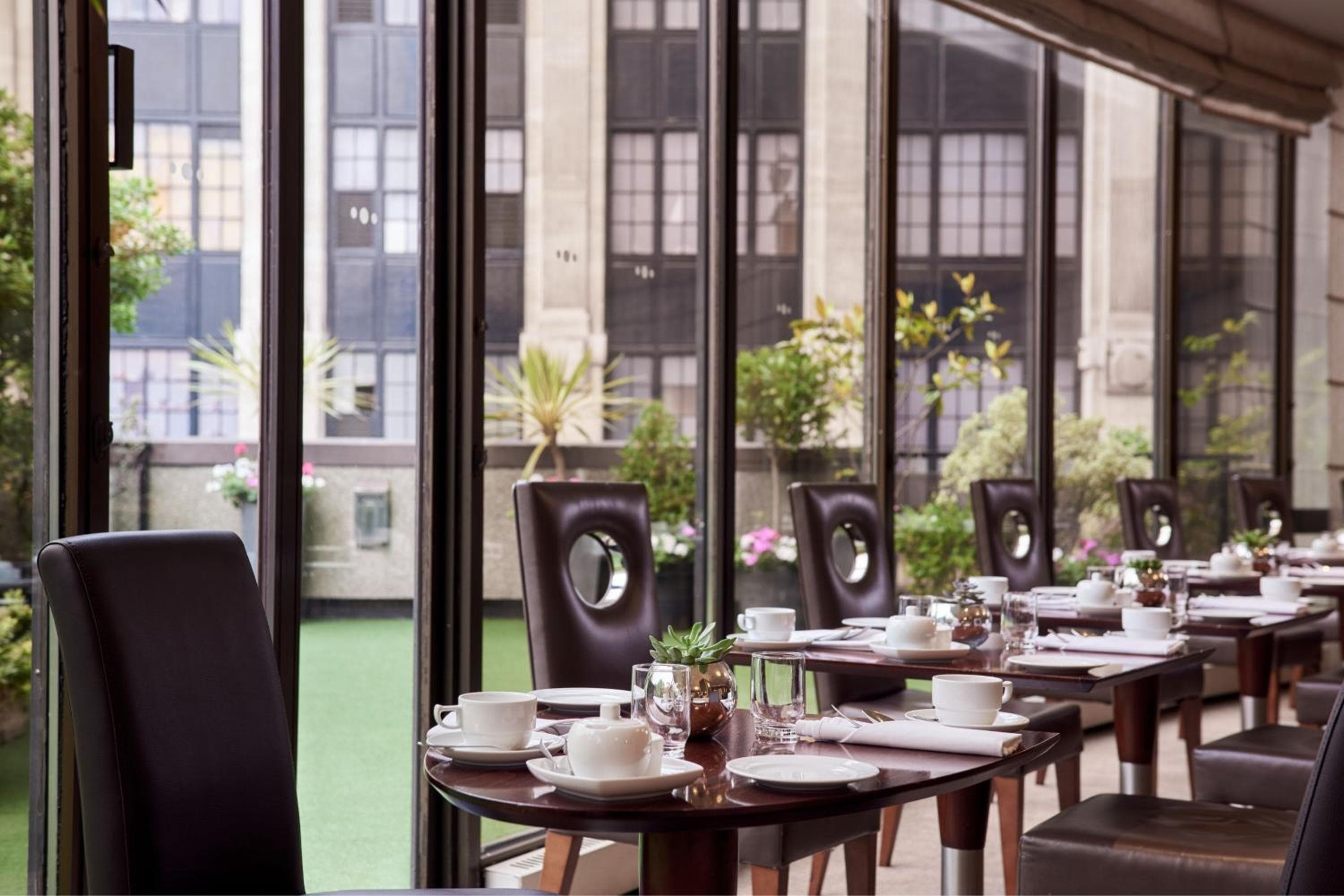 restaurant