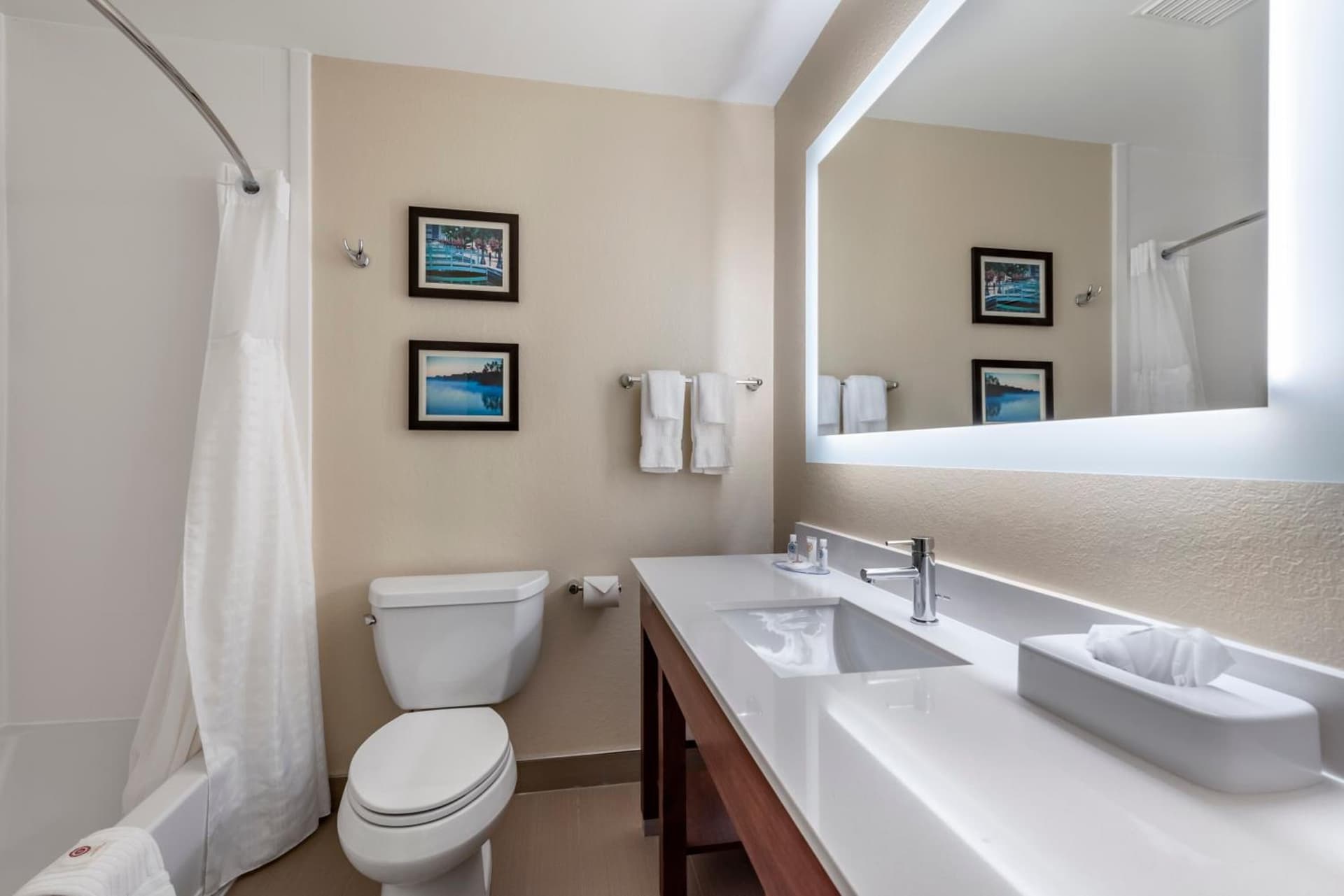 Comfort Inn & Suites Middletown - Franklin