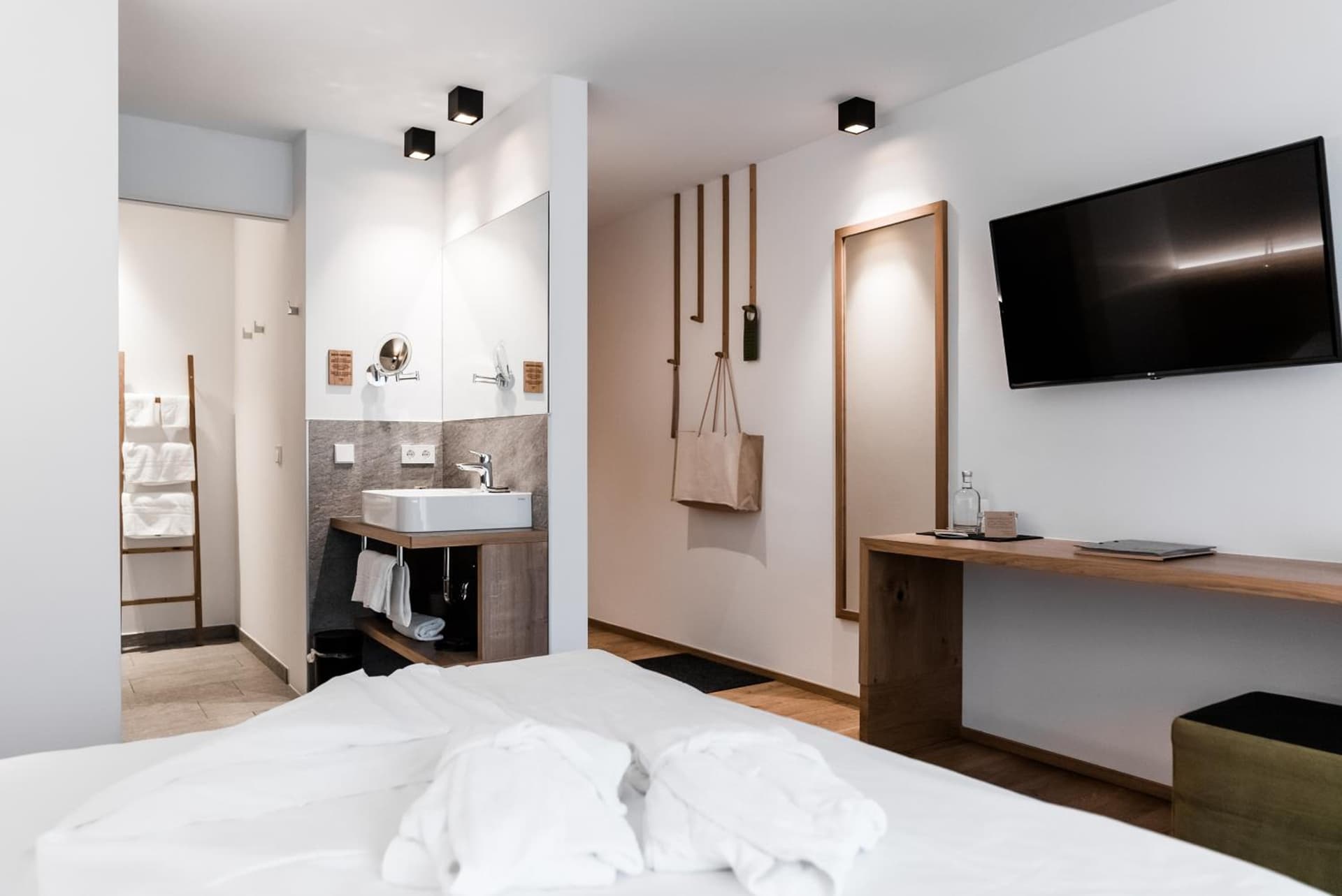 JOAS guesthouse