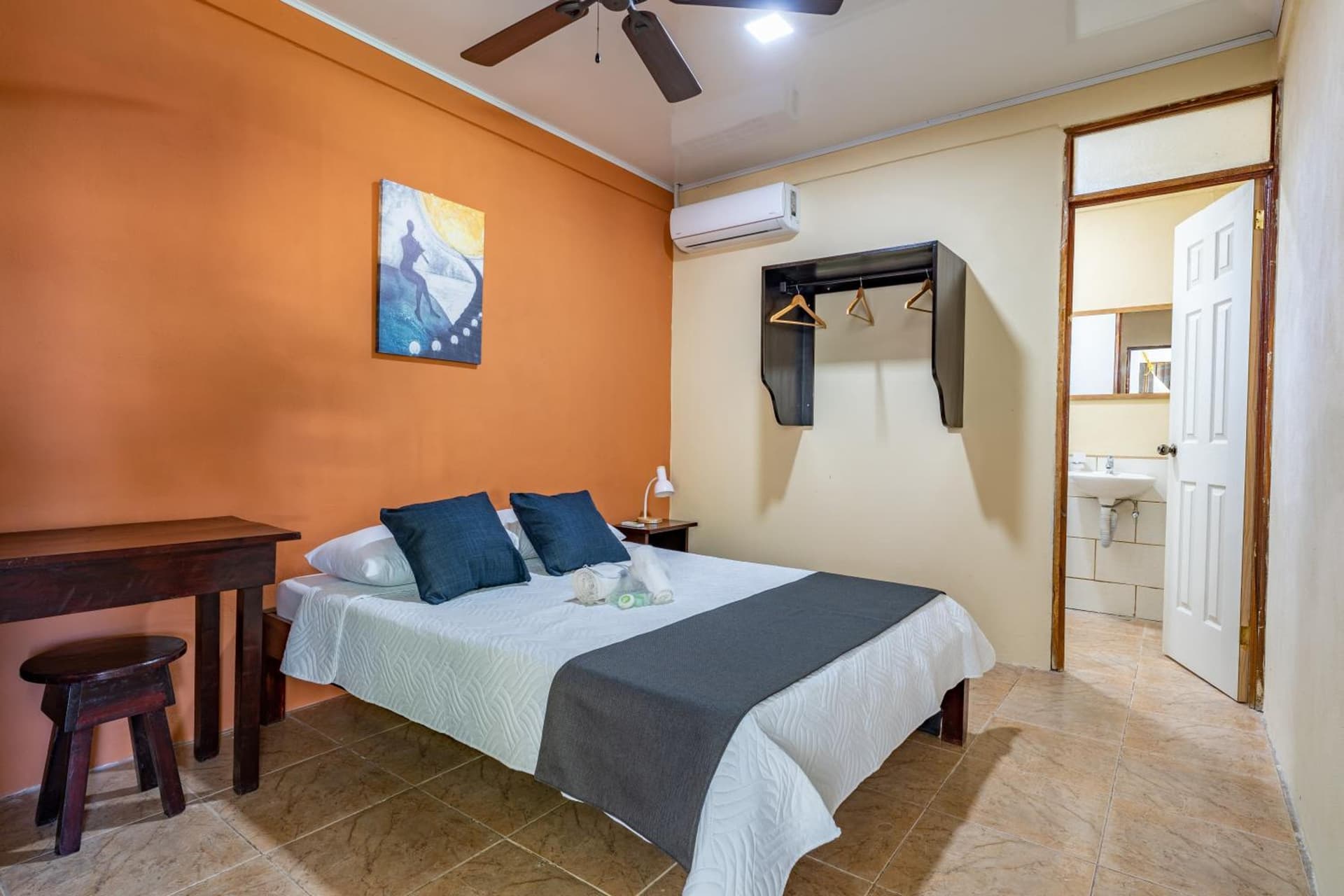 Hotel El Cocobolo Food&Rest Room 3 B&B WiFi AC Pkg Free Swimmingpool