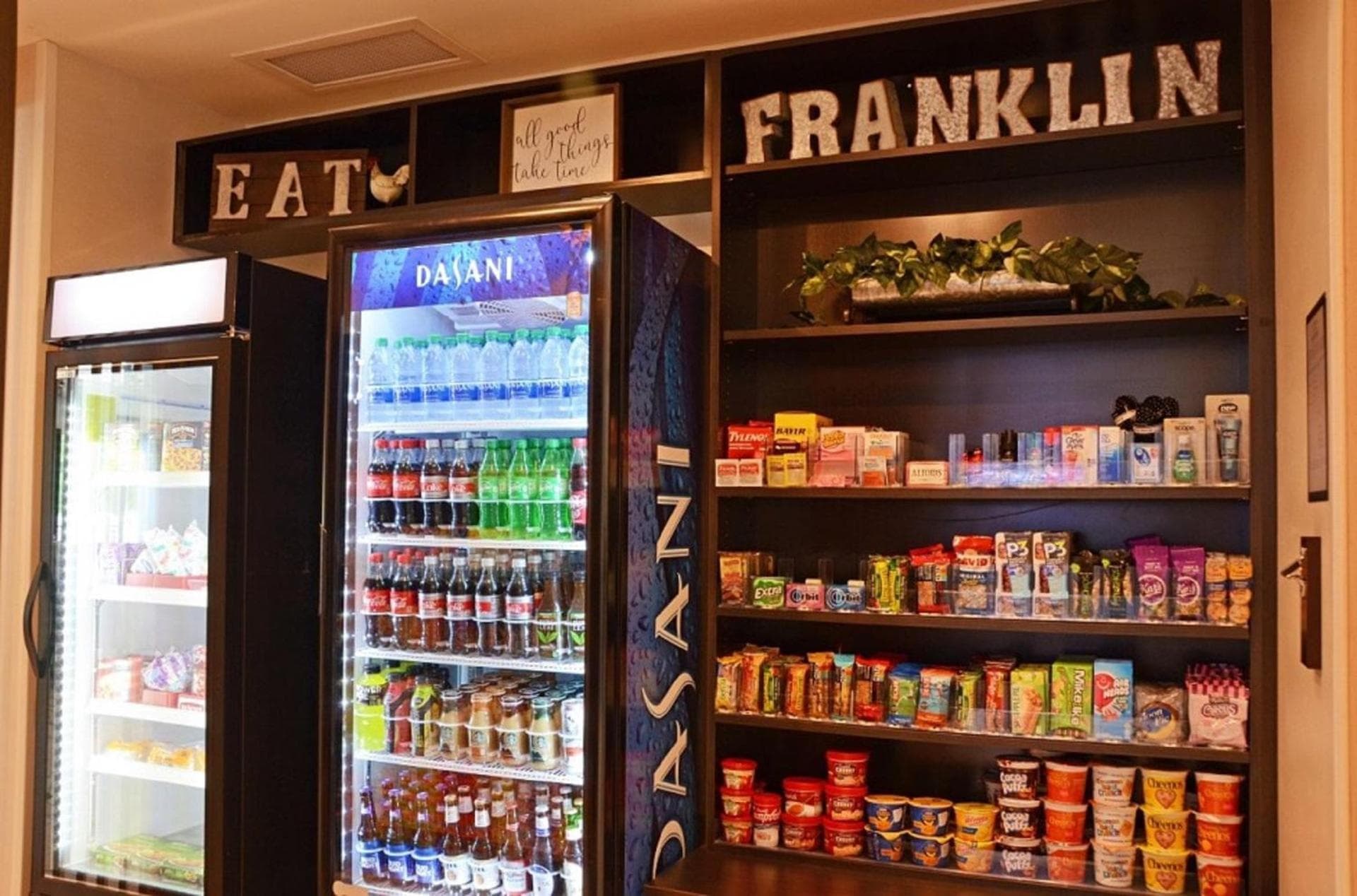 Holiday Inn Express & Suites Franklin - Berry Farms by IHG