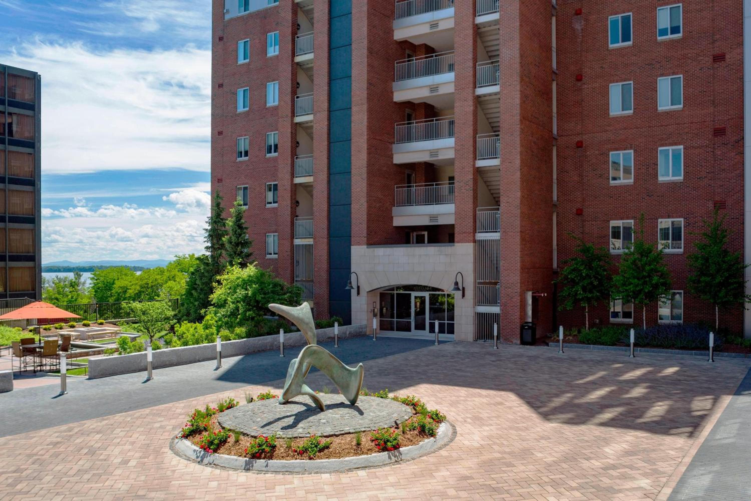 The Harborvale, Autograph Collection