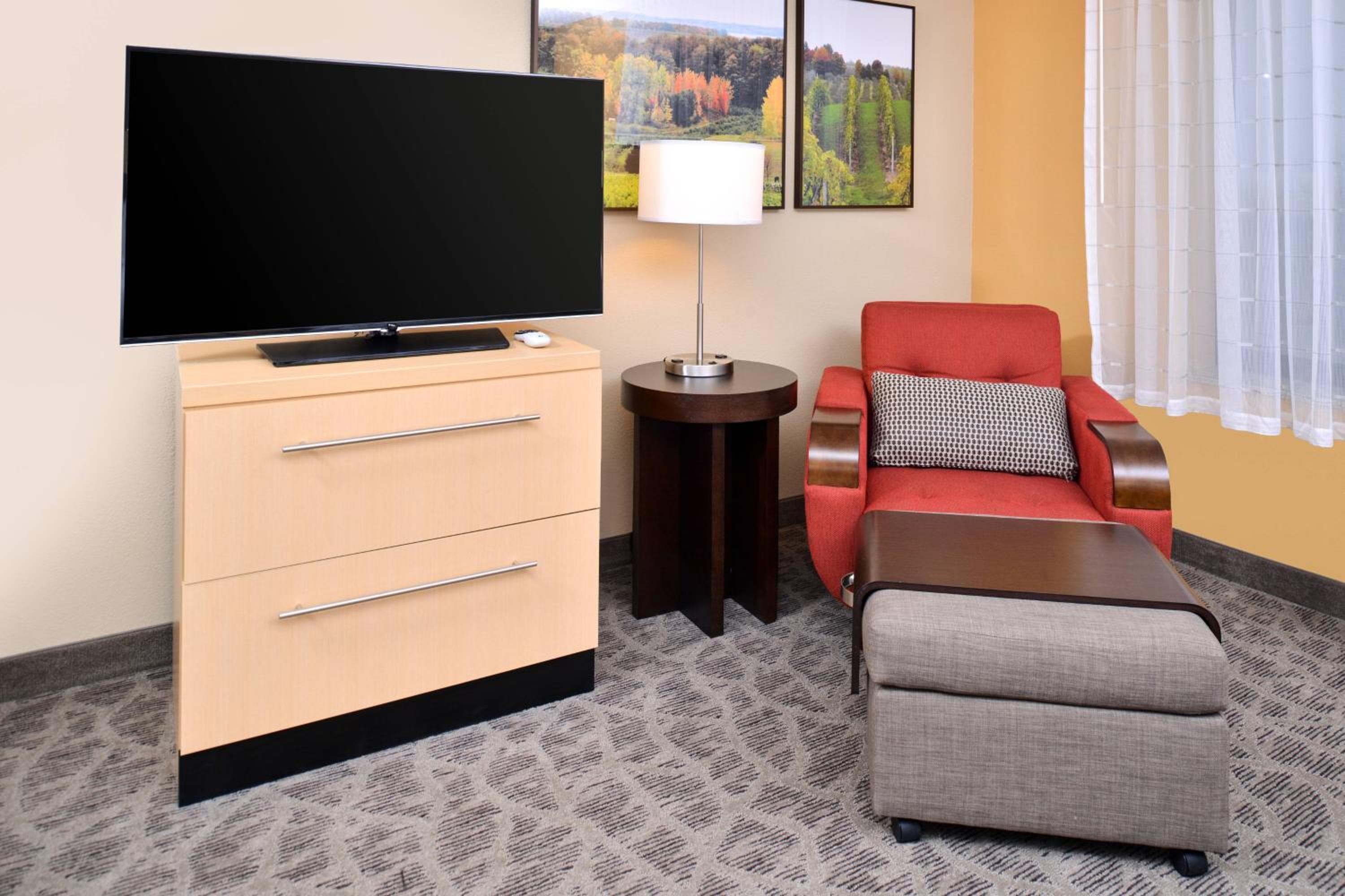 TownePlace Suites by Marriott Detroit Commerce