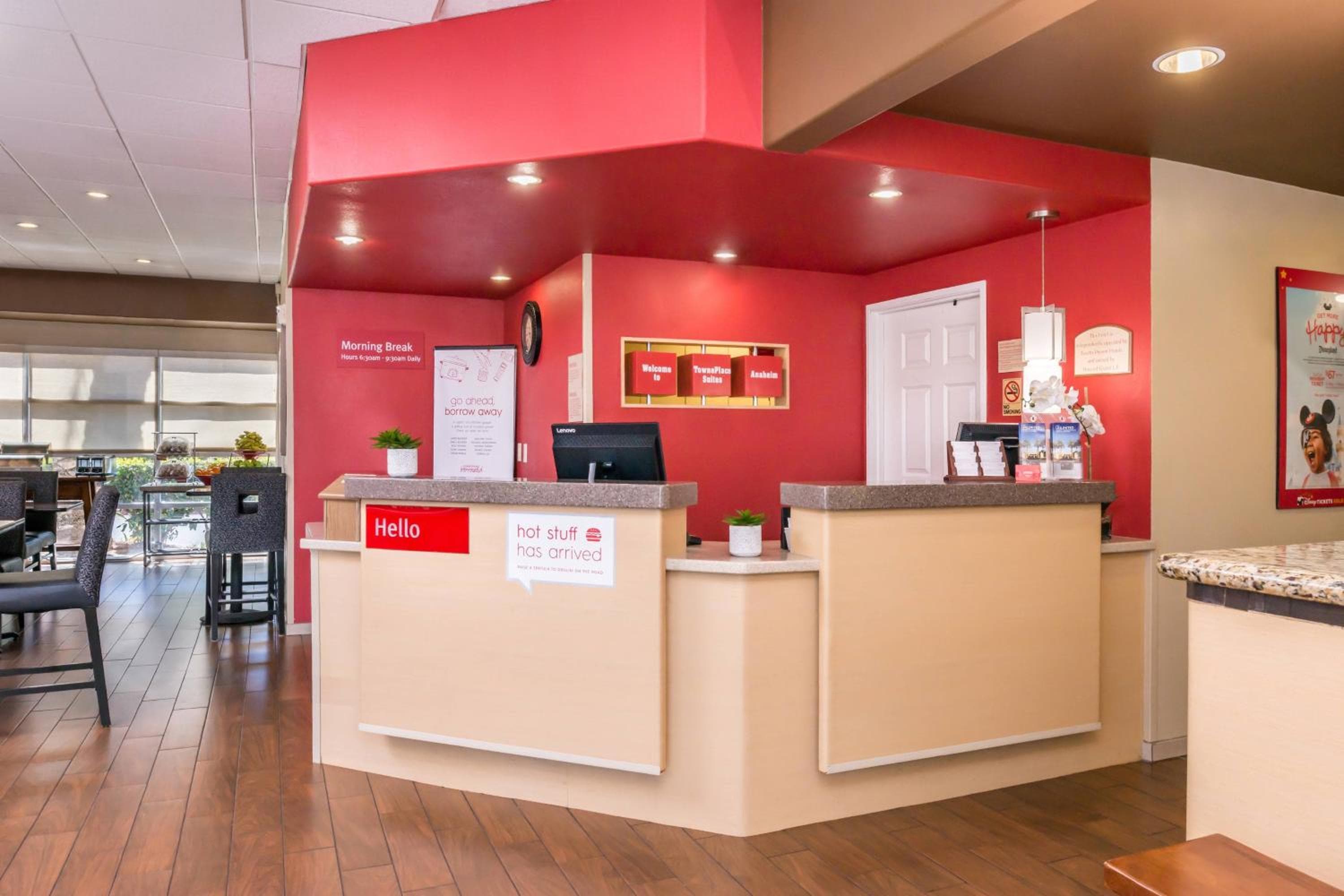 TownePlace Suites by Marriott Anaheim Maingate Near Angel Stadium