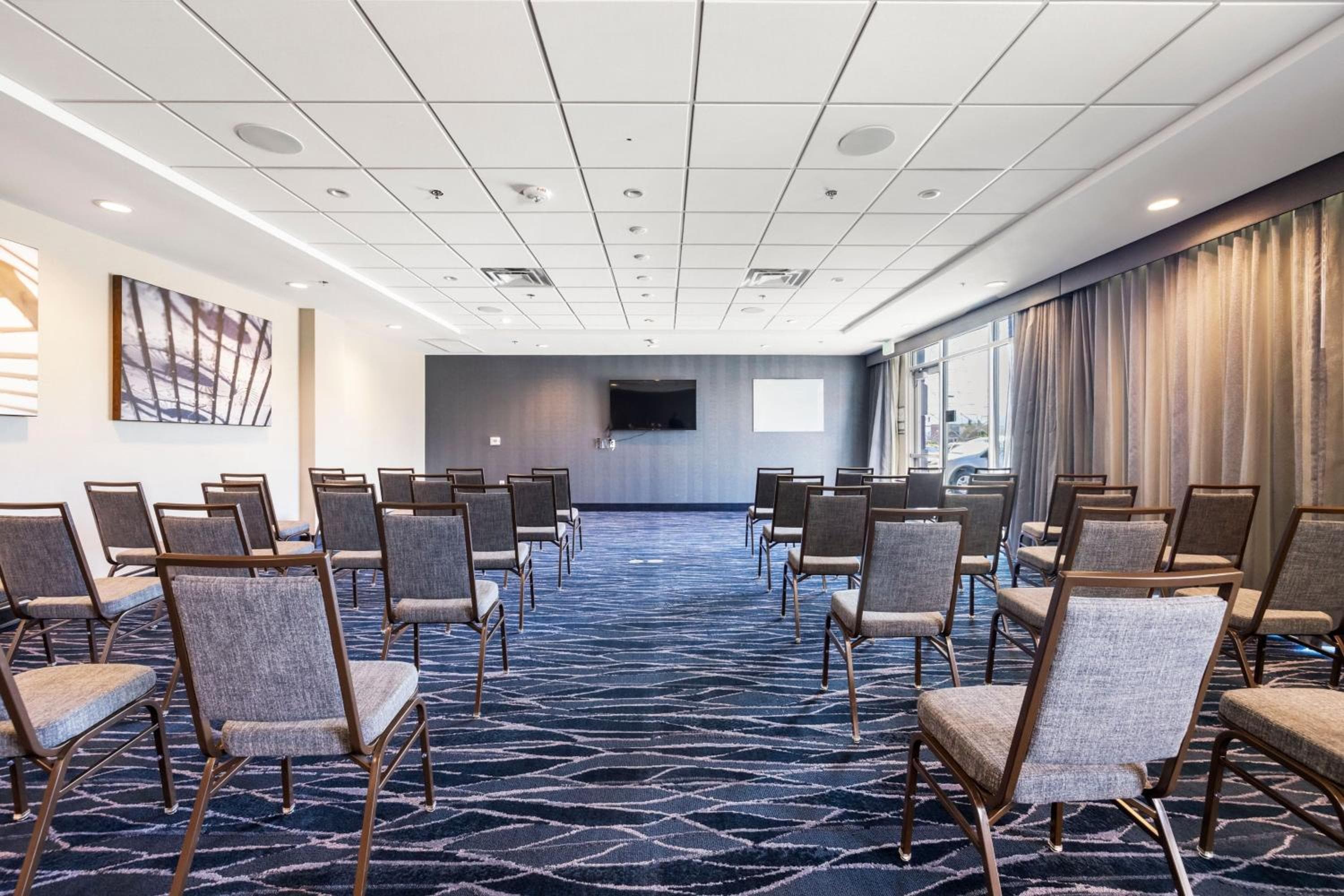 Fairfield by Marriott Inn & Suites San Francisco Airport Oyster Point Area