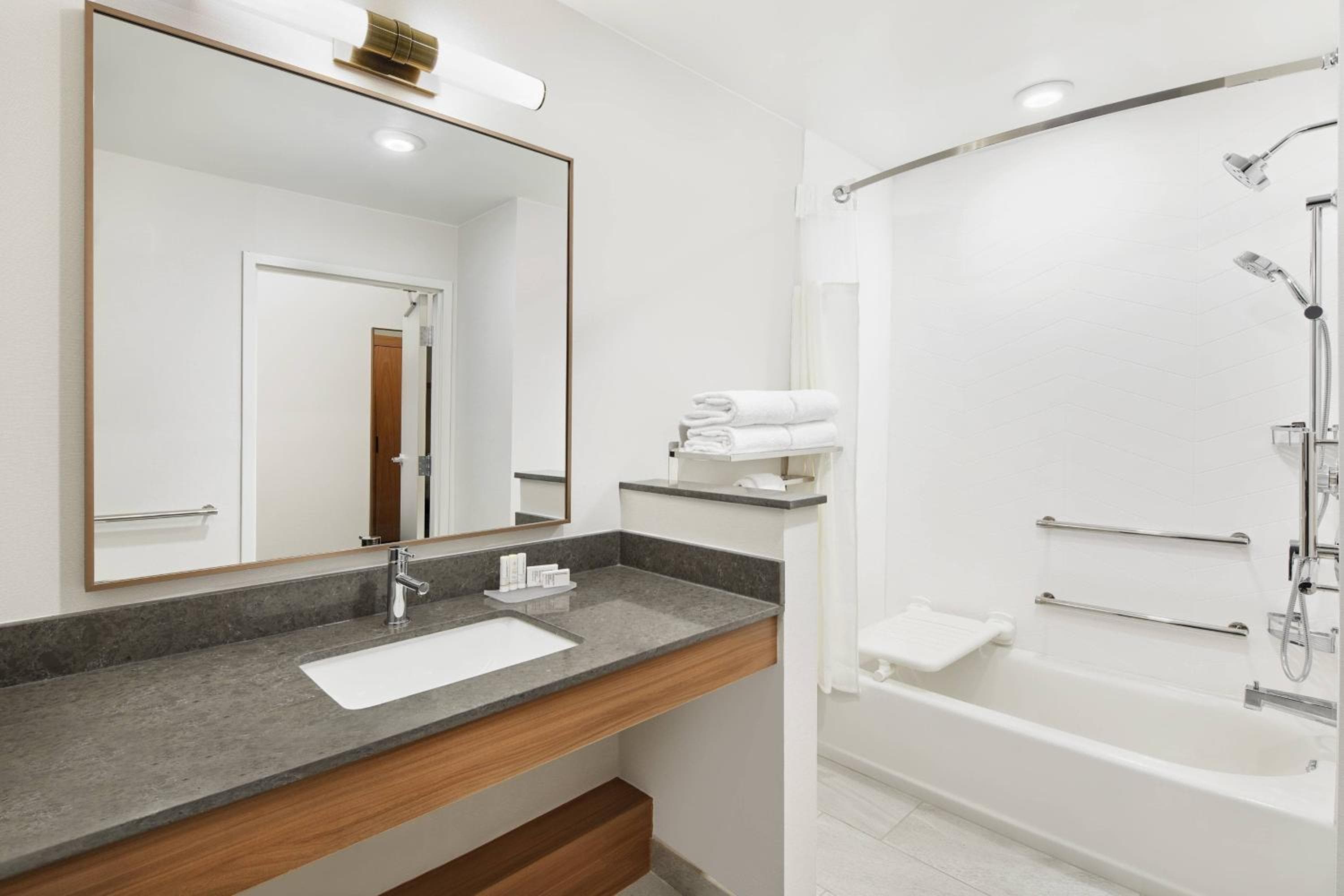 Fairfield Inn & Suites by Marriott Raleigh Wake Forest