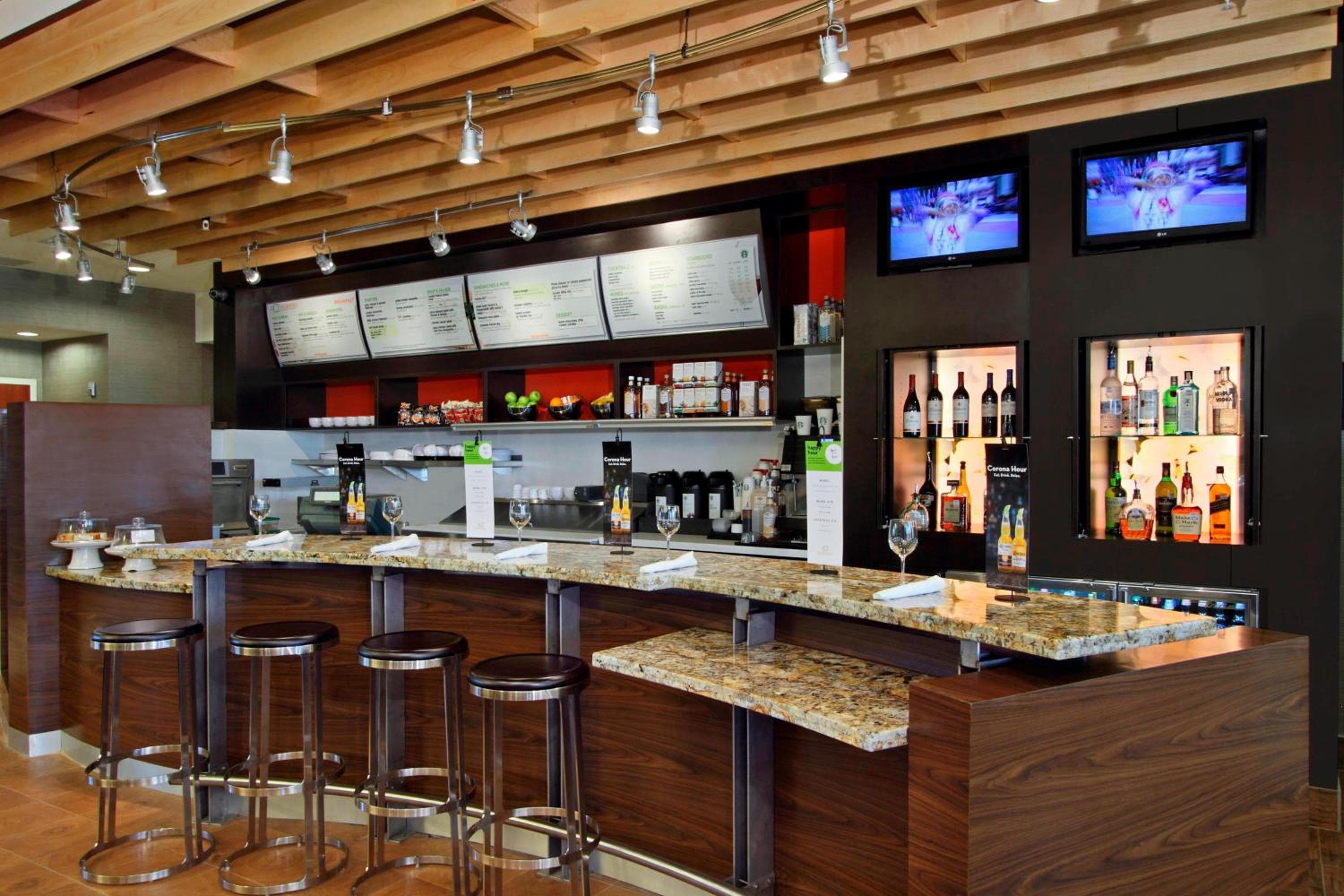 Courtyard by Marriott Victoria