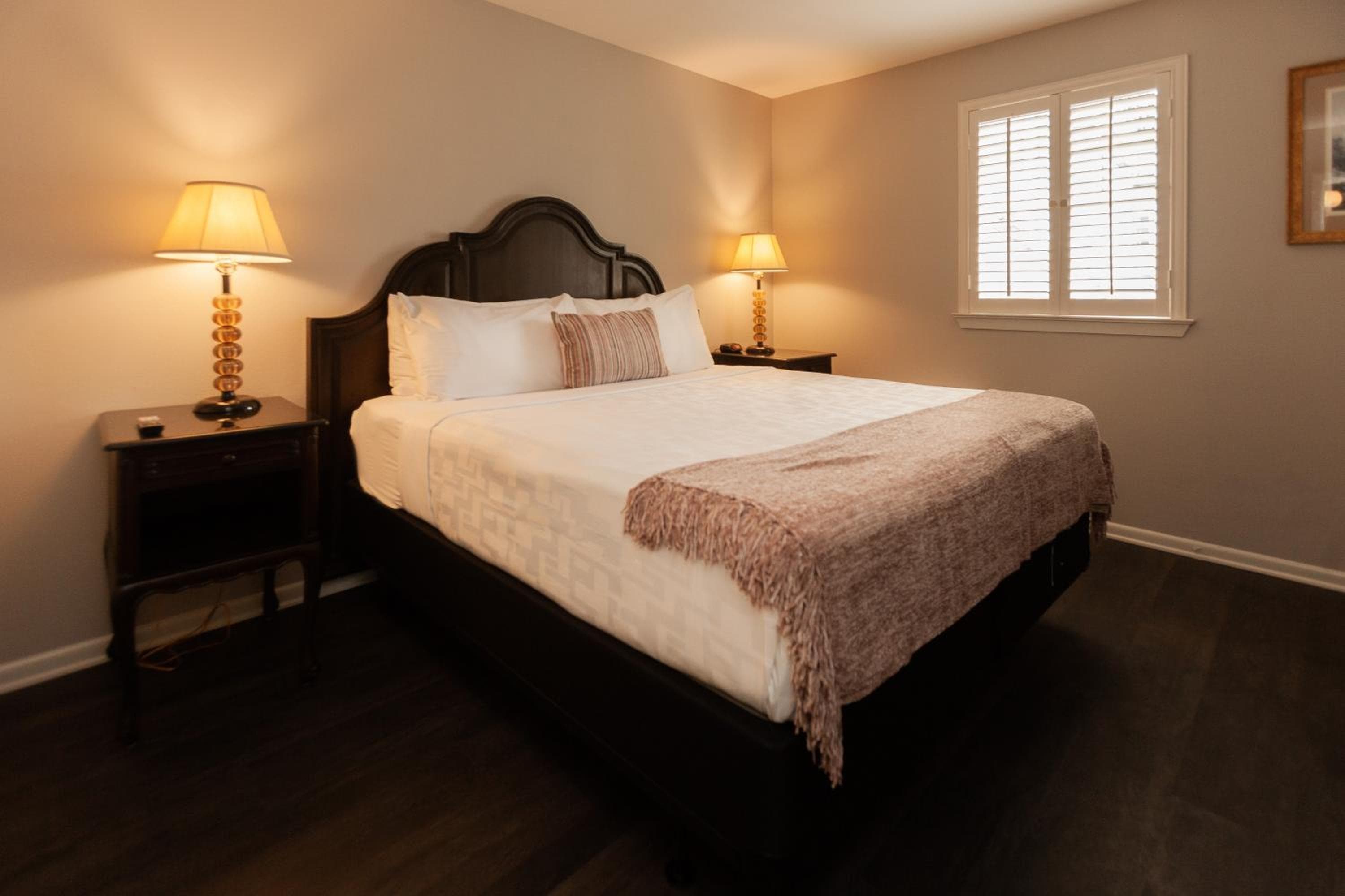 New Orleans Courtyard Hotel by the French Quarter