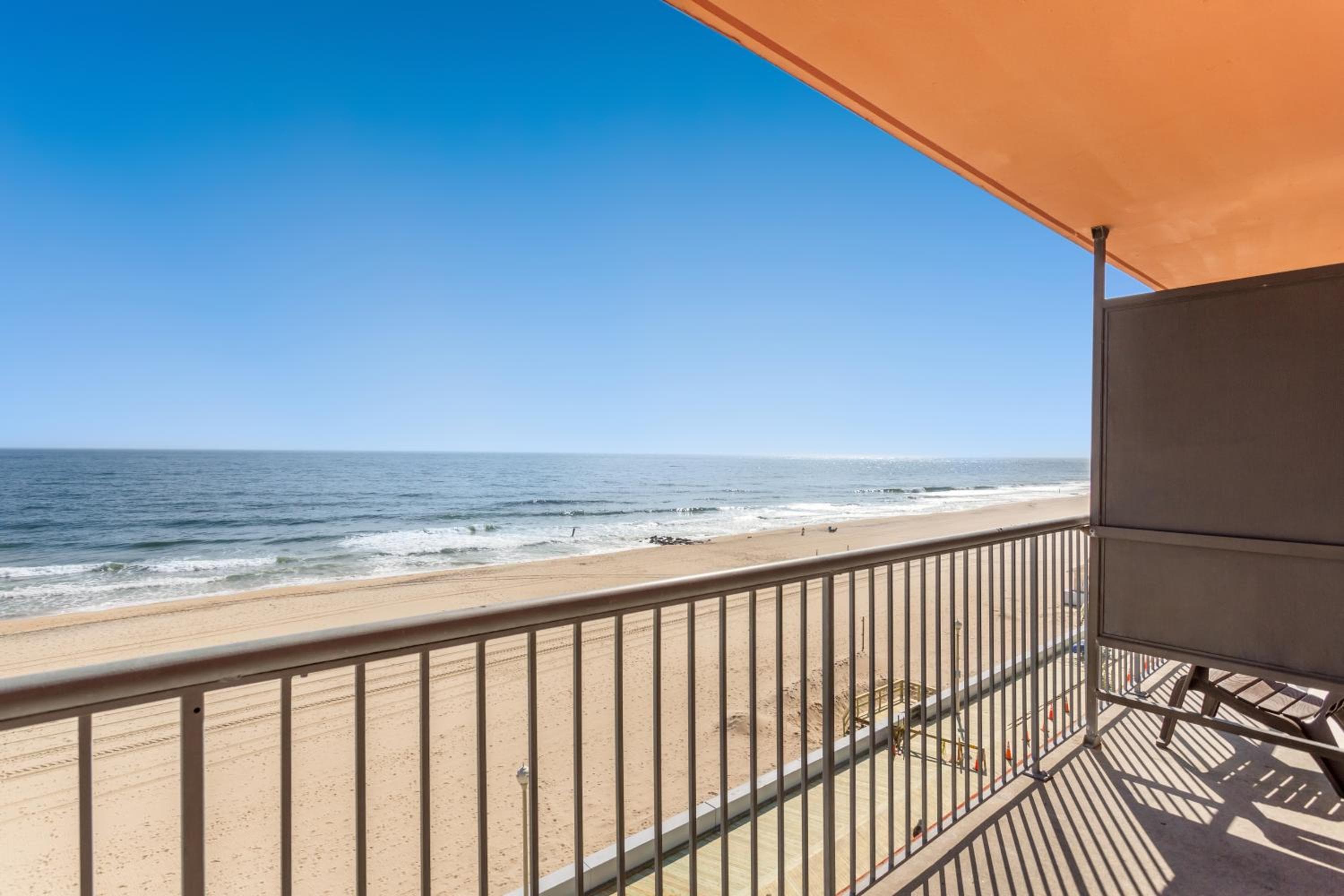 Americana Hotel Boardwalk