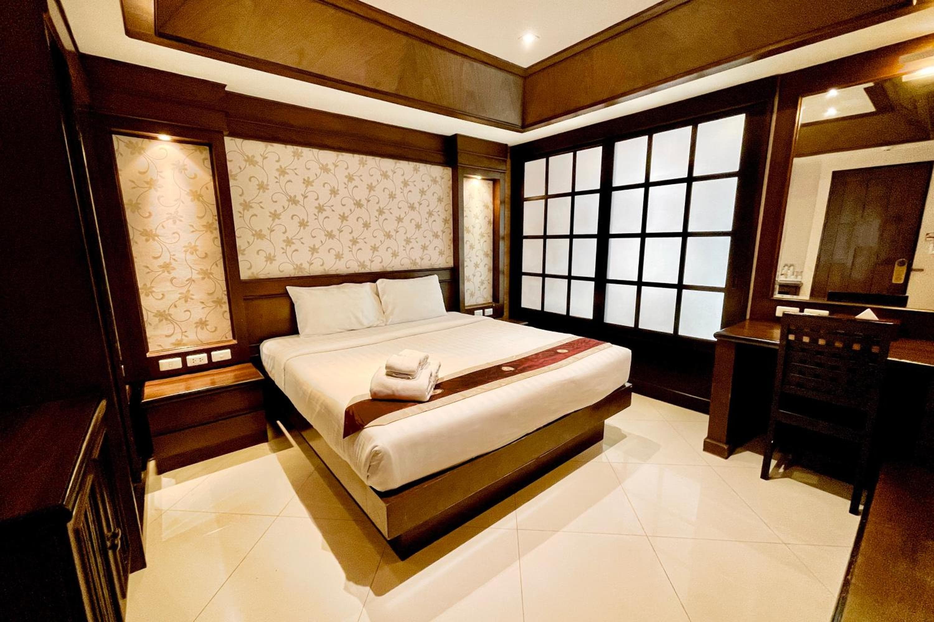 Rayaburi Hotel, Patong
