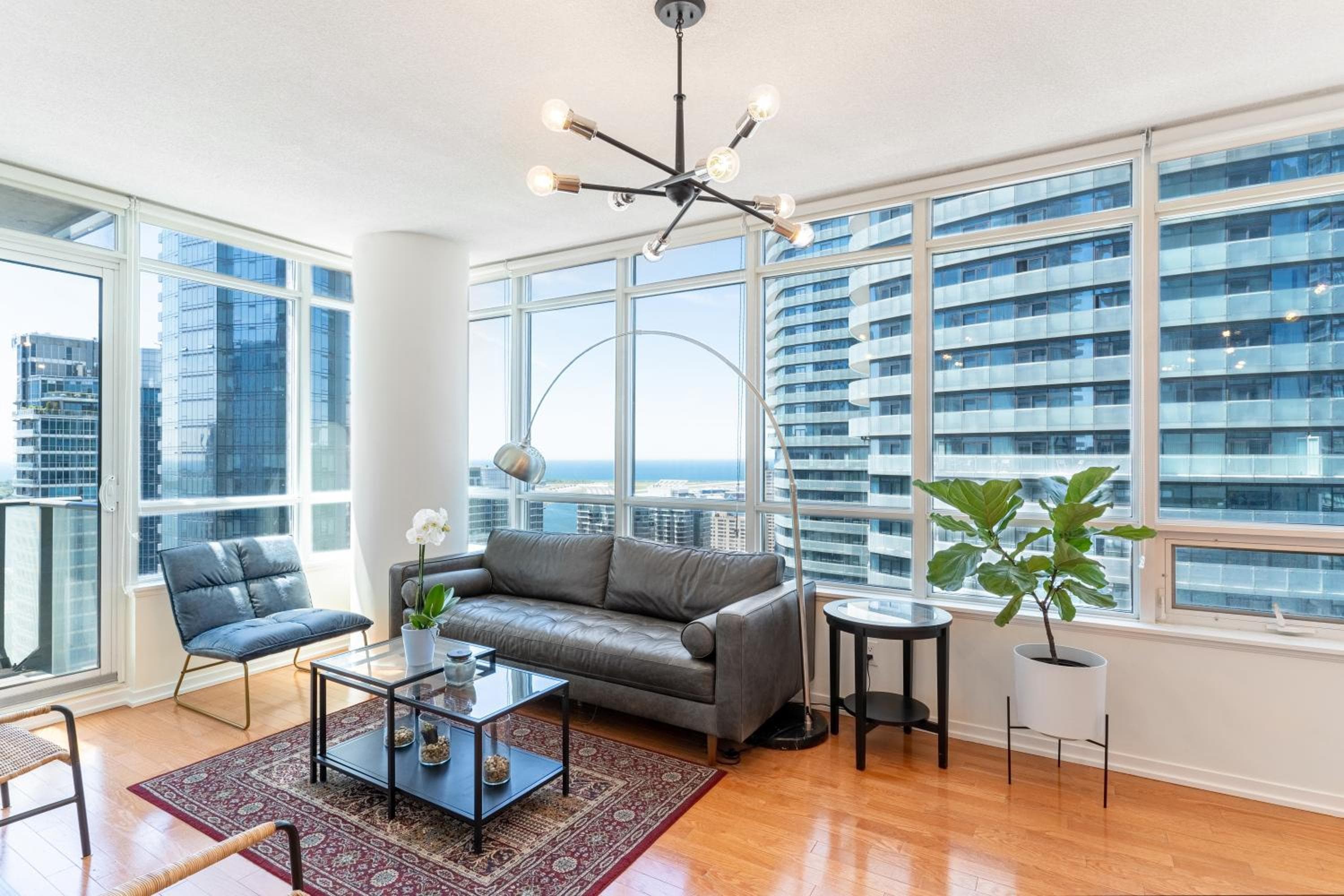 Beautiful Modern Toronto Luxurious Scotiabank Arena