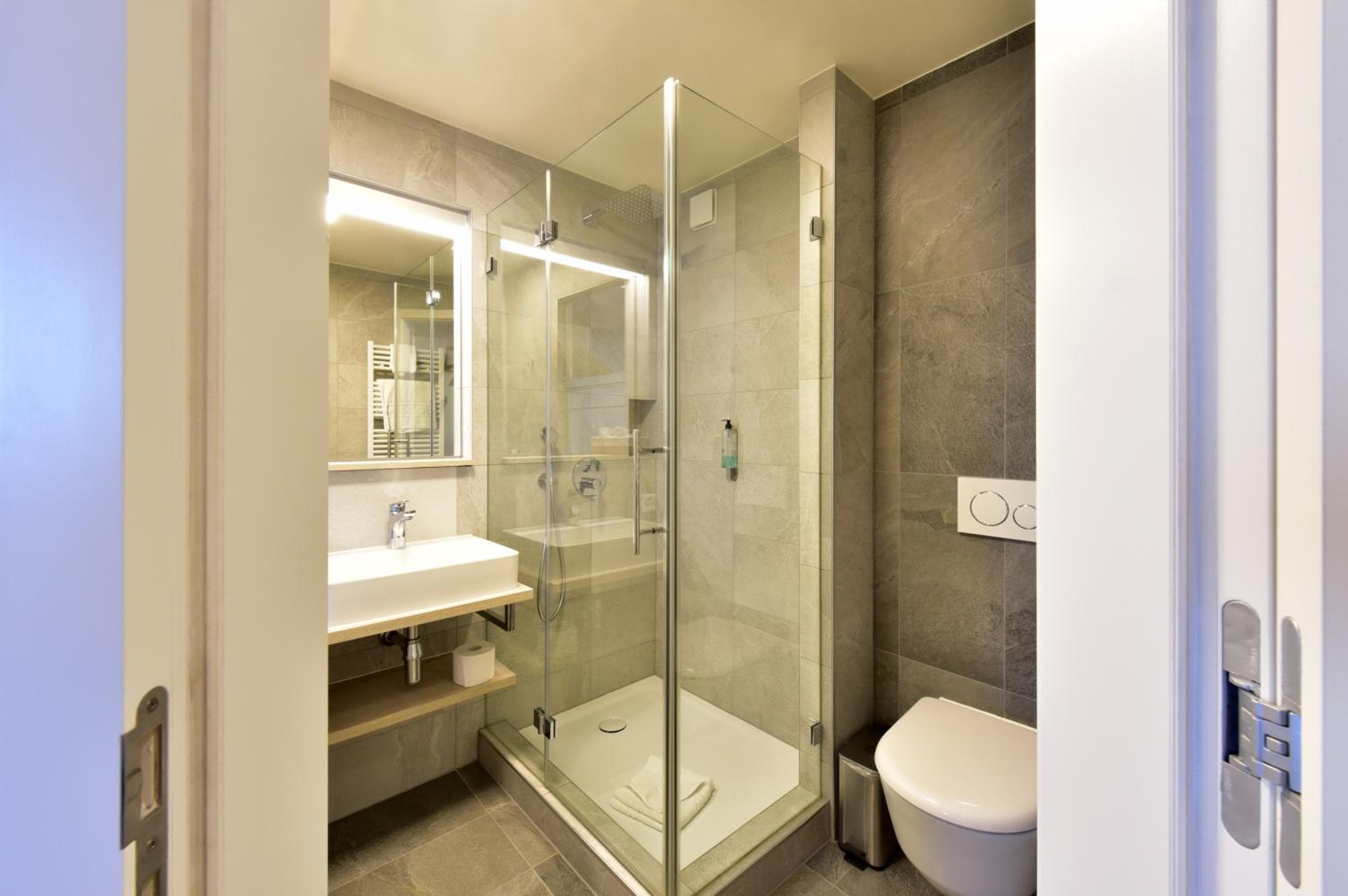 Hôtel Rousseau Plus