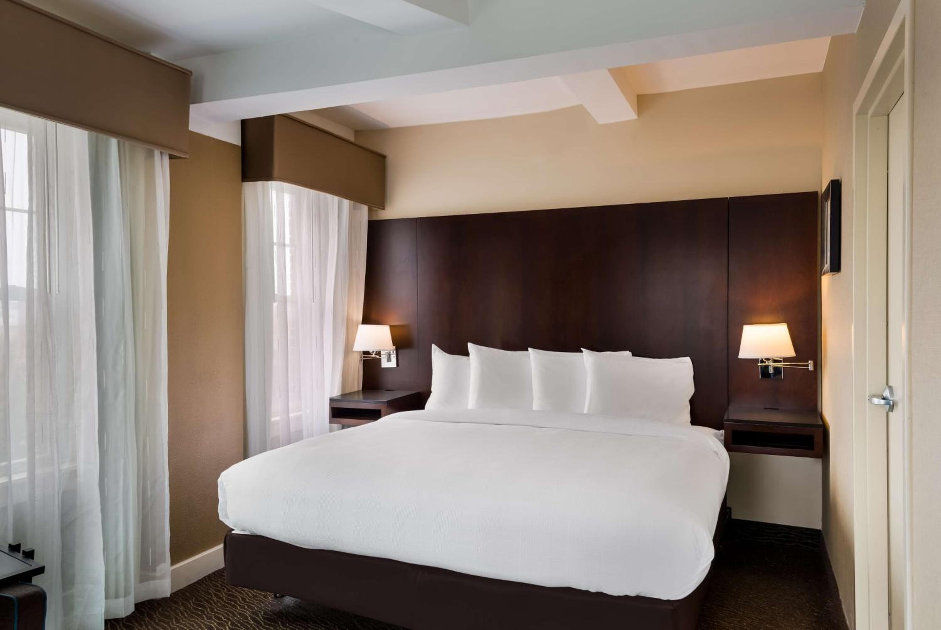 Best Western Syracuse Downtown Hotel and Suites