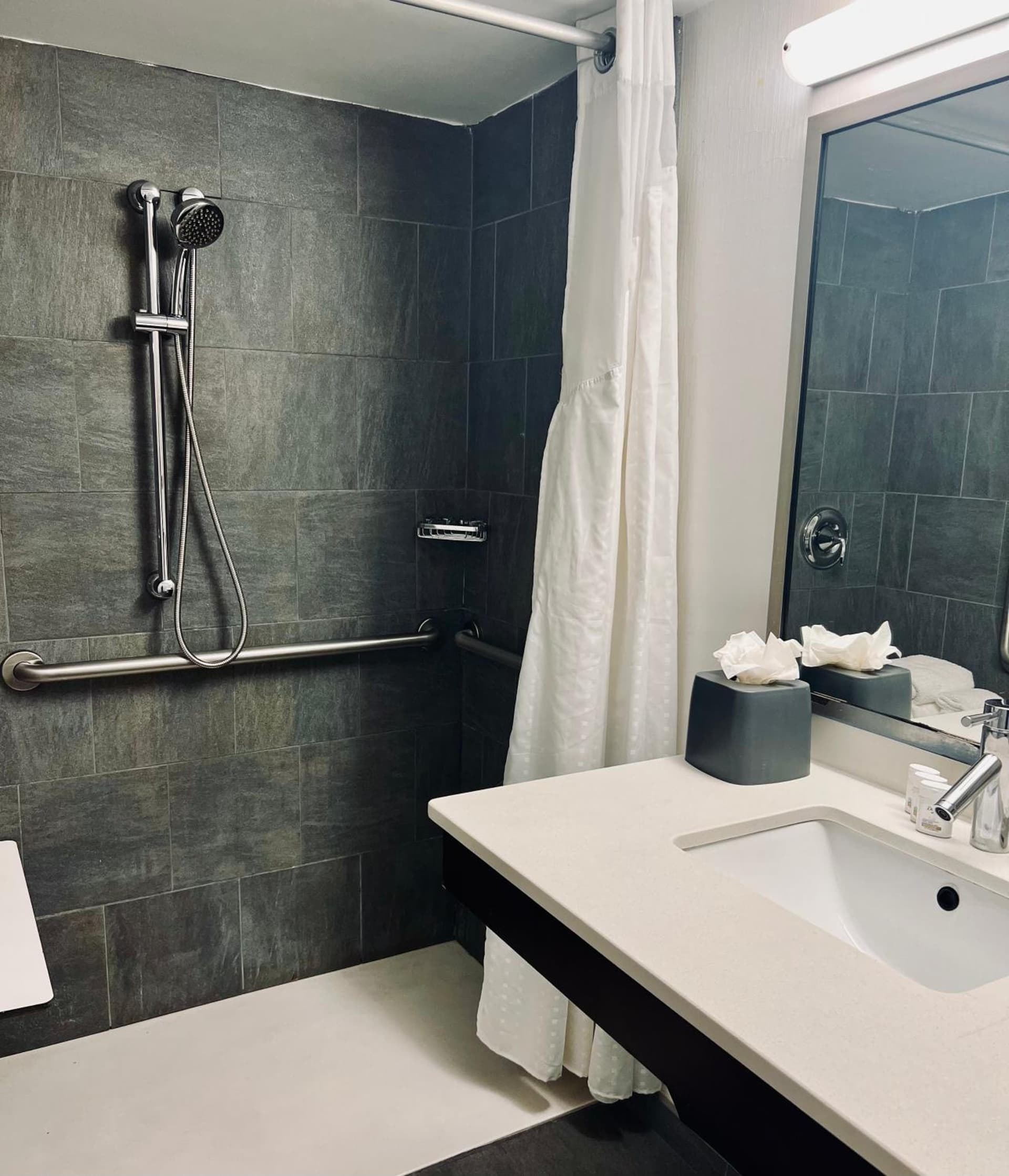 Holiday Inn Virginia Beach - Norfolk by IHG