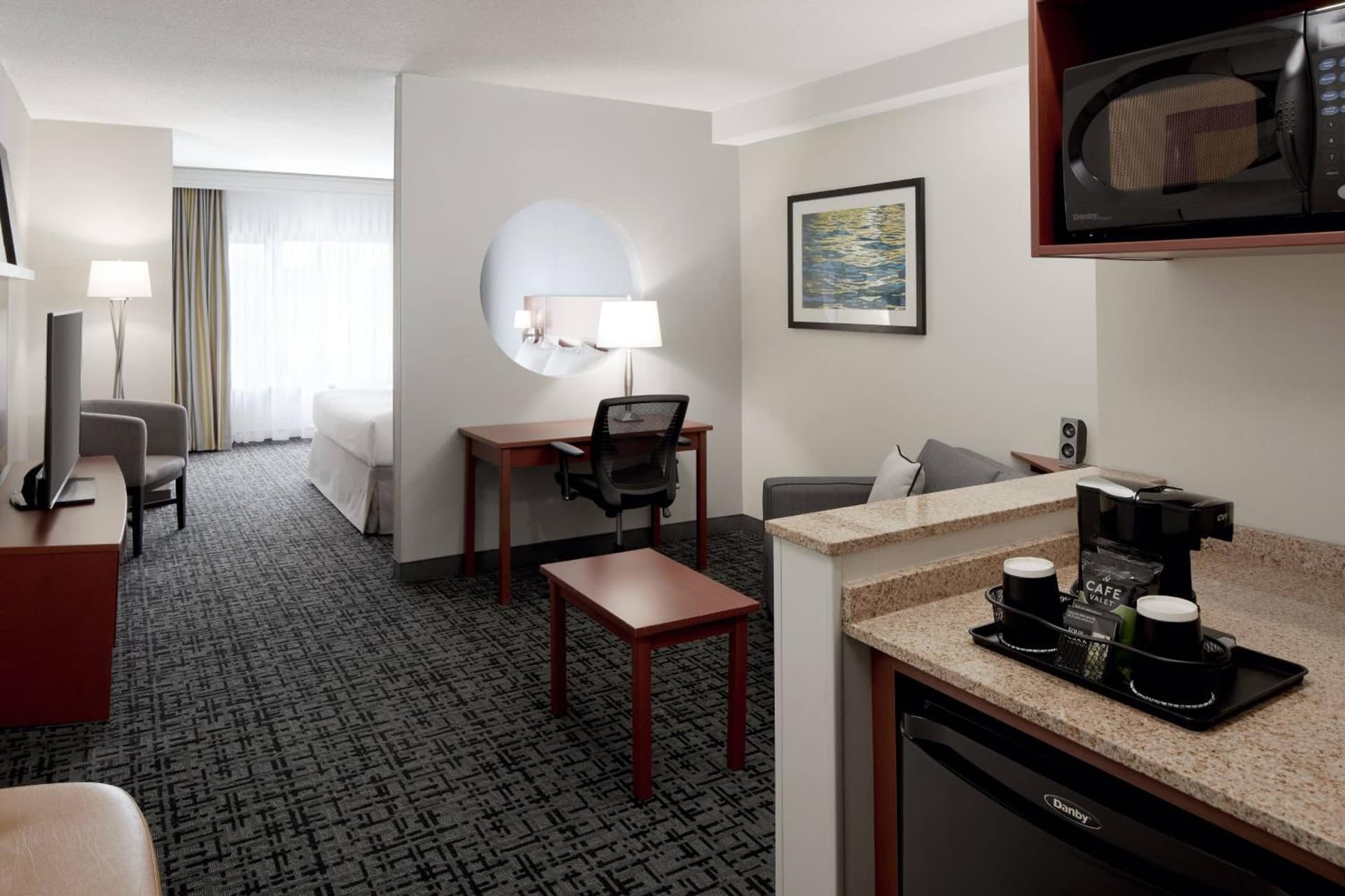 Fairfield Inn & Suites by Marriott Montreal Airport