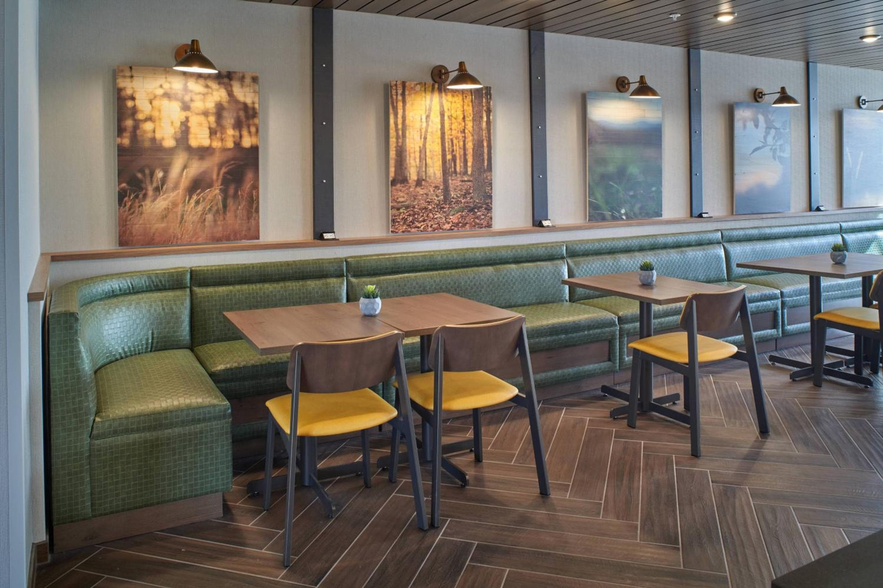 Fairfield Inn & Suites by Marriott Louisville Jeffersonville
